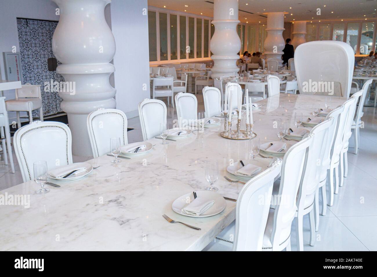 Miami Beach Florida, Mondrian South Beach, hotel, ristorante ristoranti, ristoranti, ristoranti, caffè, tavoli, FL100612031 Foto Stock