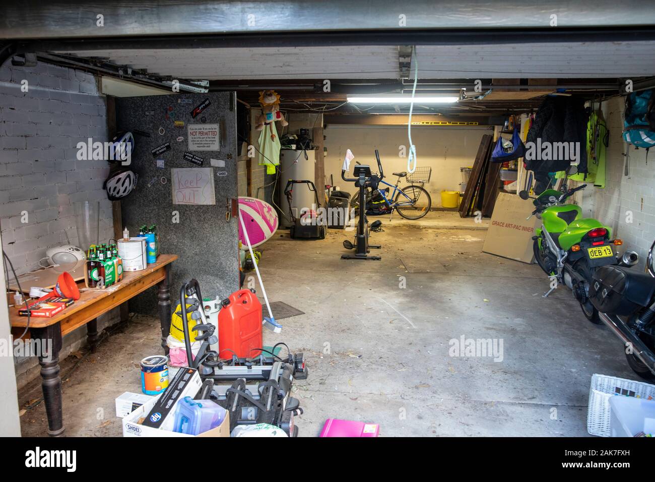 Interno di un garage doppio di un australiano Sydney home Foto Stock