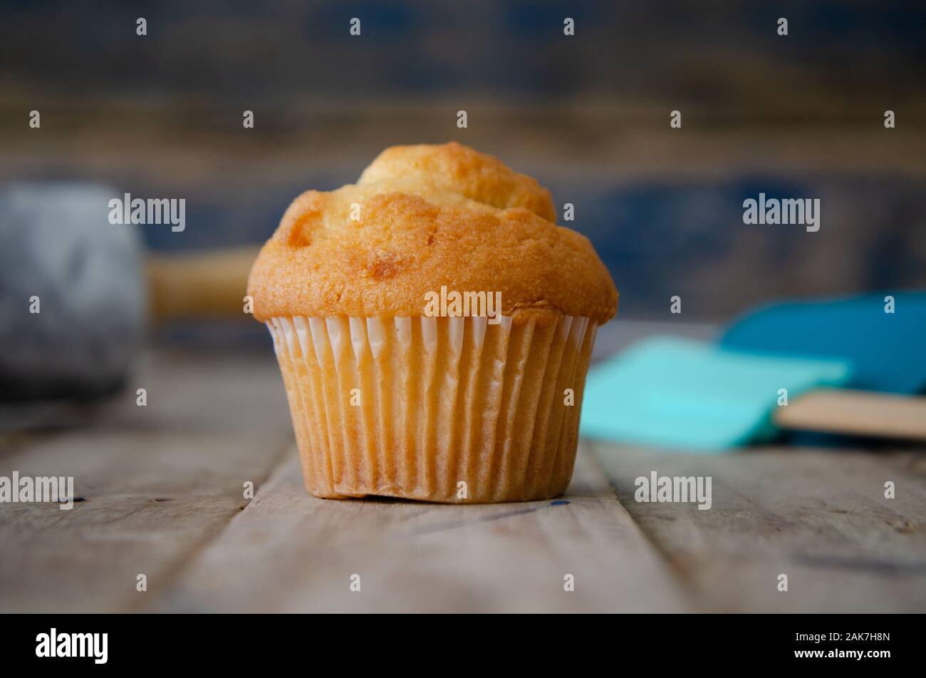 Isolato e felice Cupcake dolci Foto Stock