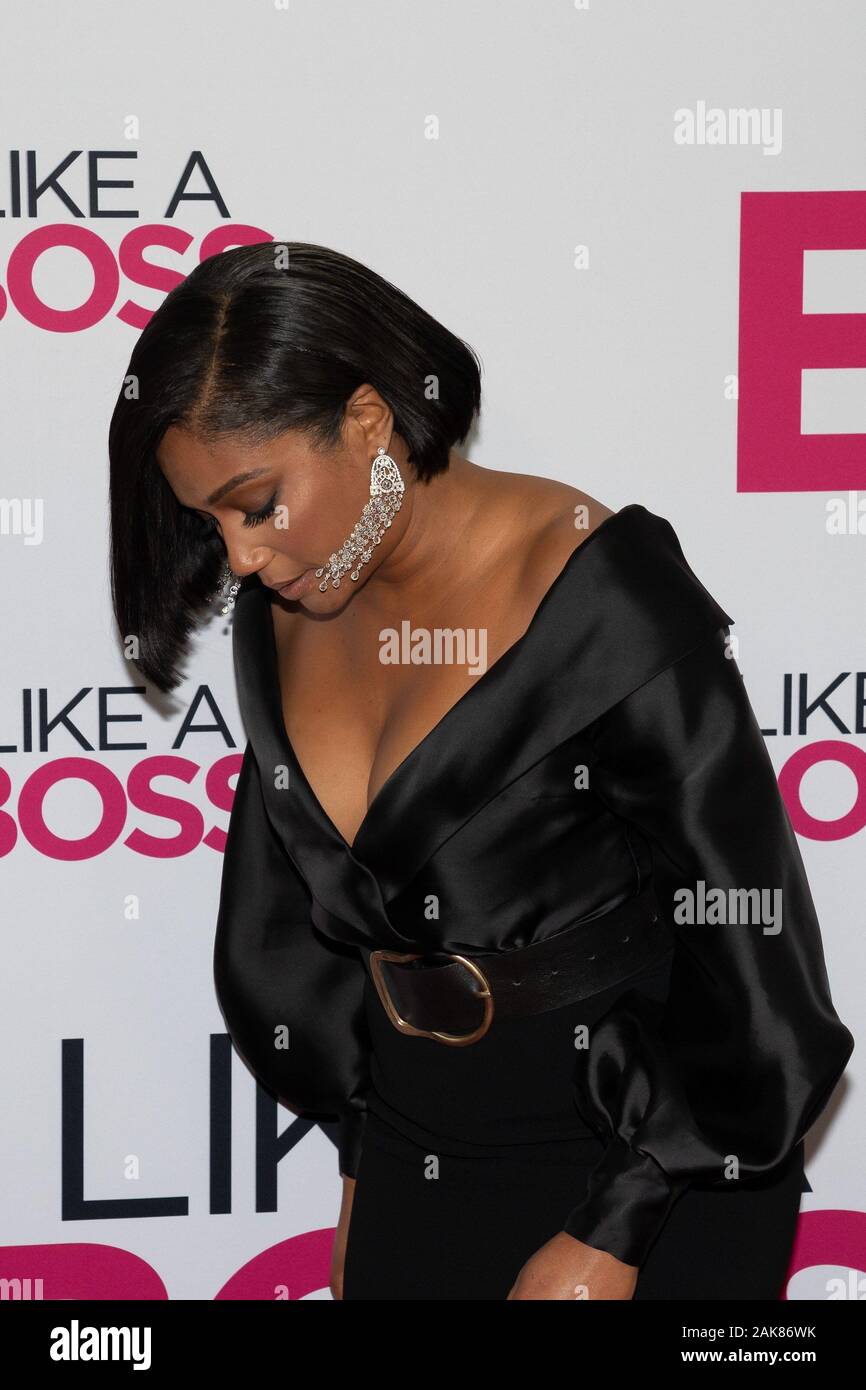 New York, NY, STATI UNITI D'AMERICA. Il 7 gennaio, 2020. Tiffany Haddish presso gli arrivi per COME UN BOSS Premiere, Scuola di Arti Visive (SVA) Theatre di New York, NY Gennaio 7, 2020. Credito: Jason Smith/Everett raccolta/Alamy Live News Foto Stock