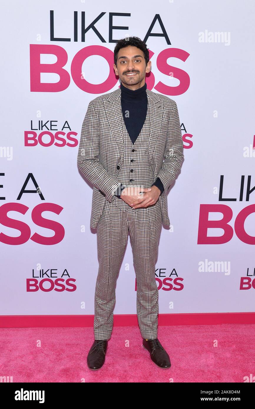 New York, Stati Uniti d'America. 07Th gen, 2020. Karan Soni assiste il "come un boss" New York City Premiere al SVA Theatre di New York, NY, 7 gennaio 2020. (Foto di Antonio Behar/Sipa USA) Credito: Sipa USA/Alamy Live News Foto Stock