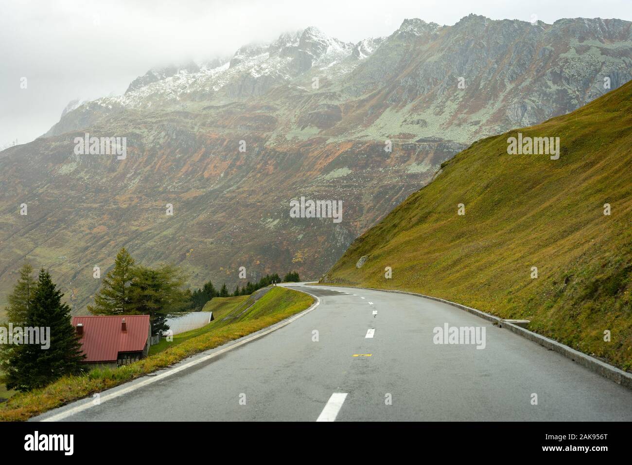 Strade sulla Furka Pass in Svizzera Foto Stock