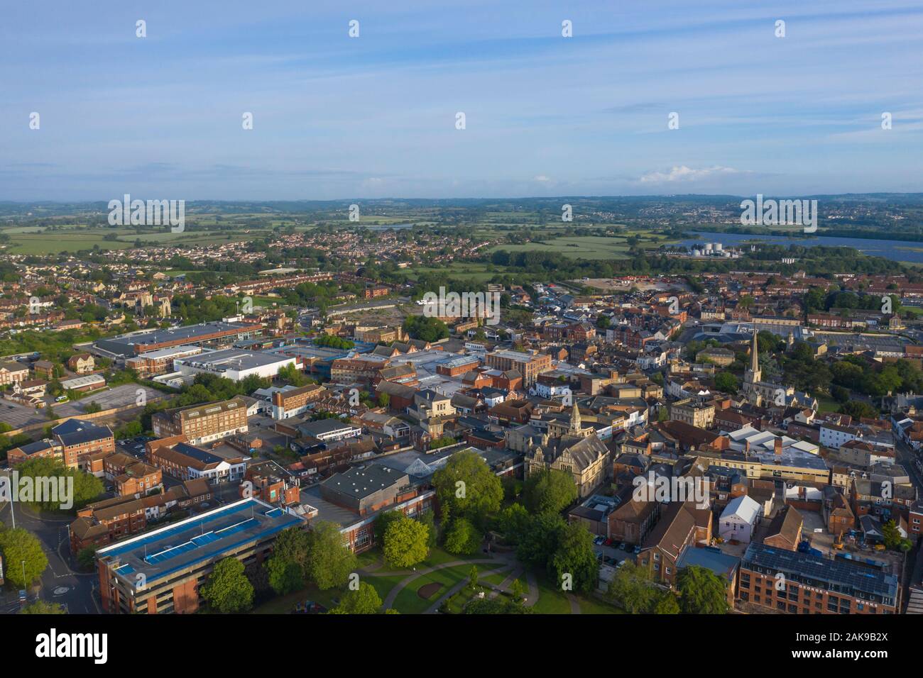 Una foto aerea di un drone del centro di Trowbridge, nel Wiltshire. Foto Stock