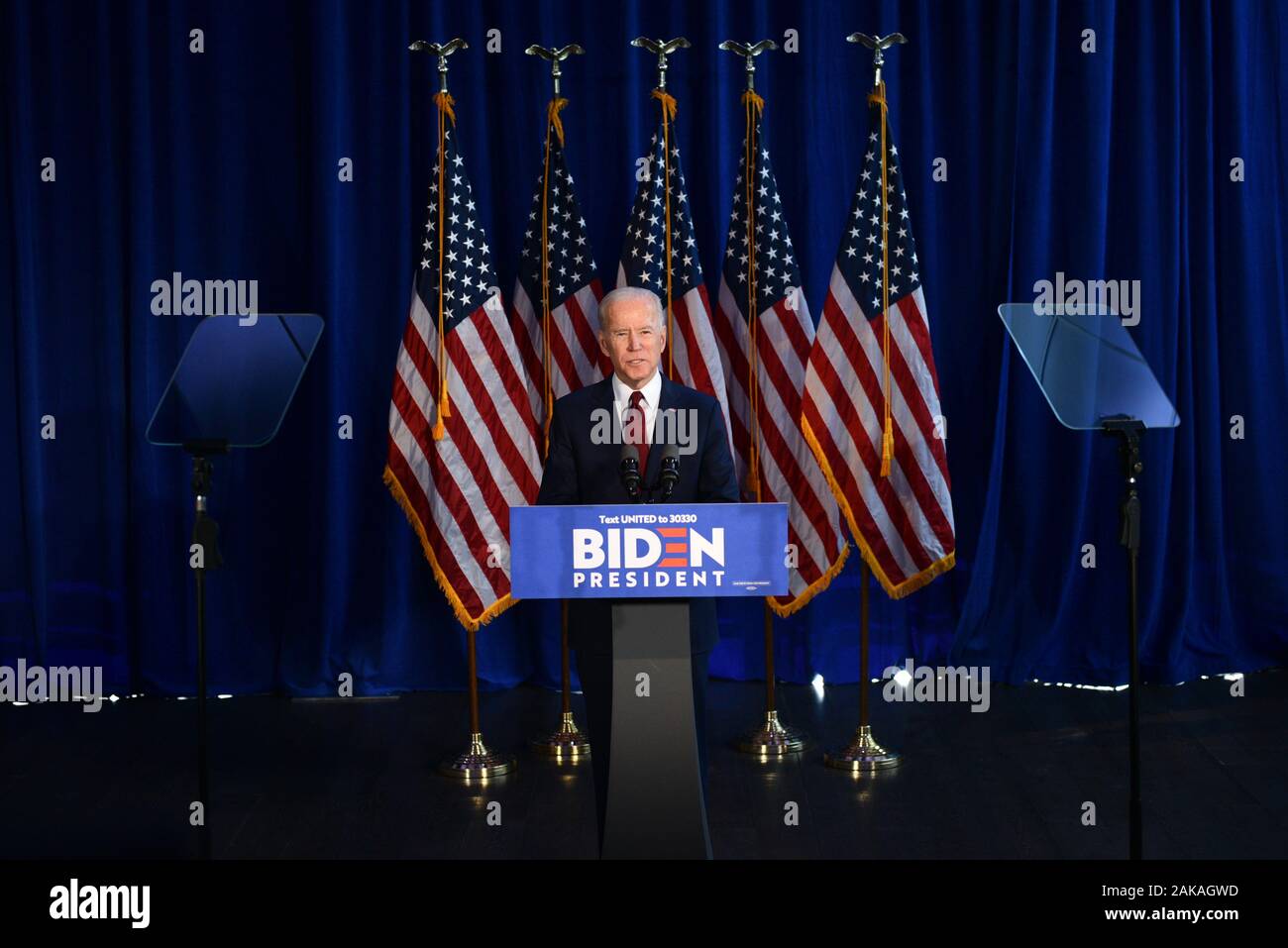 Candidato presidenziale democratico, ex Vice presidente Joe Biden offre commento sulla Trump dell amministrazione di recenti azioni in Iraq il 07 gennaio Foto Stock