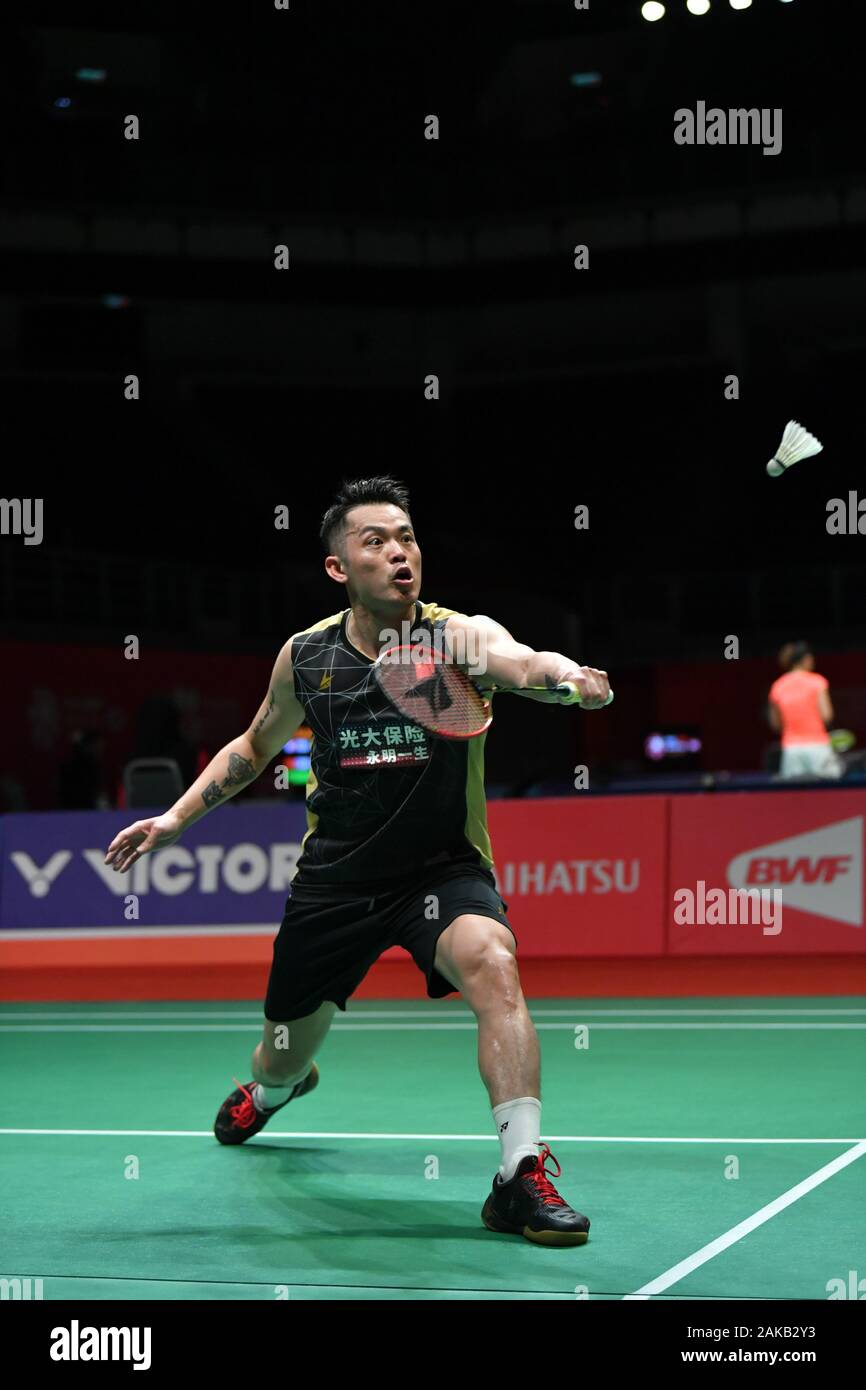 Kuala Lumpur, Malesia. Gen 8, 2020. Lin Dan di Cina compete durante gli uomini singoli match di primo turno contro Jan O Jorgensen della Danimarca in Malesia Masters 2020 Torneo di badminton a Kuala Lumpur, Malaysia, 8 gennaio, 2020. Credito: Zhu Wei/Xinhua/Alamy Live News Foto Stock