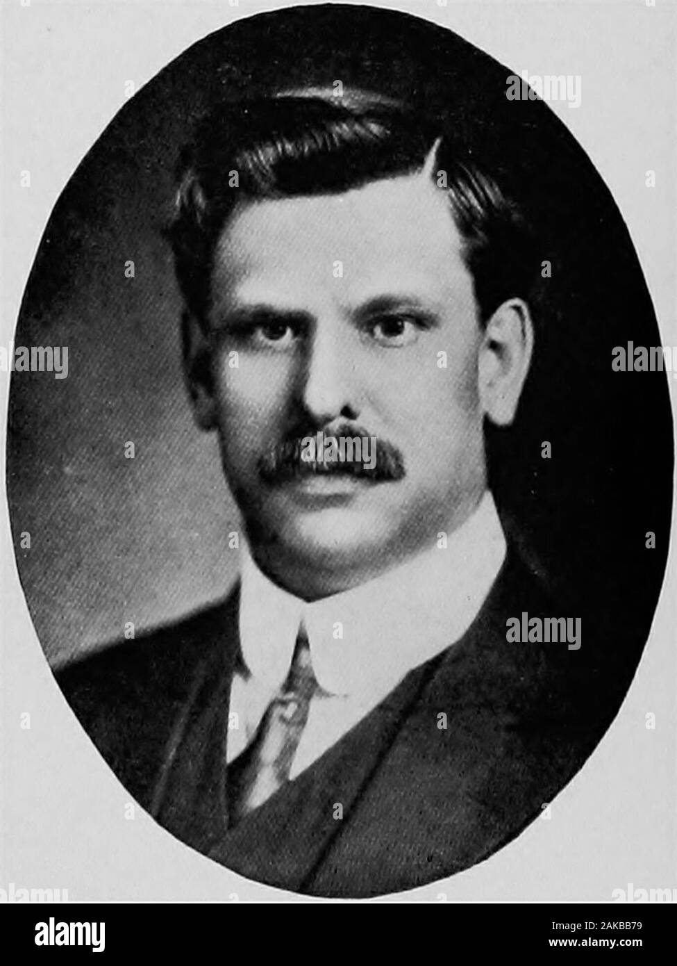 Empire State notabili, 1914 . Teodoro GENERALE A. BINGHAM Maggiore Generale U. S. A. (pensionati), il commissario di polizia N. Y. Città. 1906-9, Consulente Tecnico New York City HON. GEORGE VAN SICLEN WILLIAMS Servizio Pubblico di Commissario, avvocato, Williams & Richardson New York City Empire State notabili pubblici ufficiali 39 Foto Stock