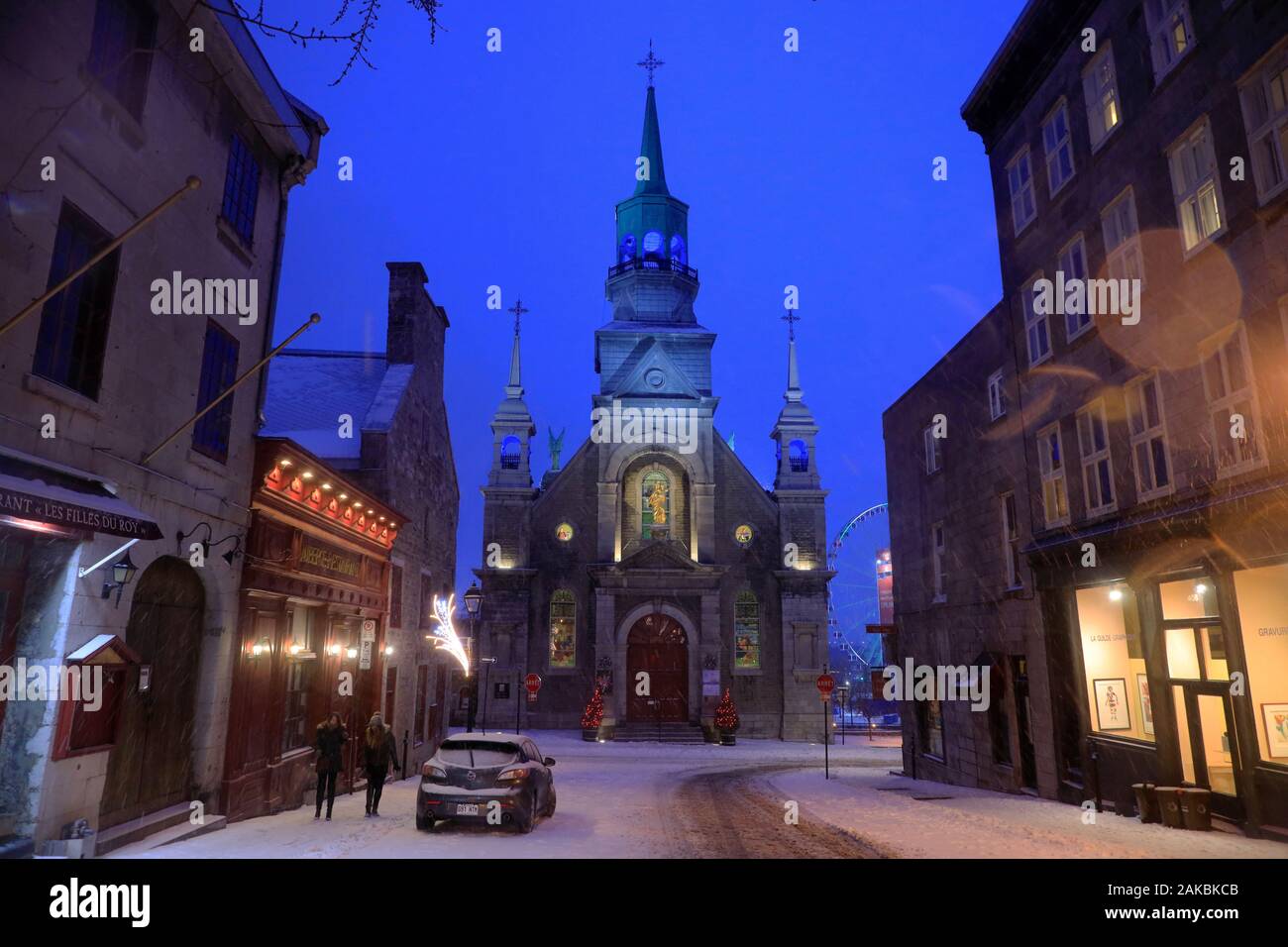 La vista notturna di Notre-Dame-de-Bon-Secours Cappella in una tempesta di neve. La vecchia Montreal.Montreal.Québec provincia.Canada Foto Stock