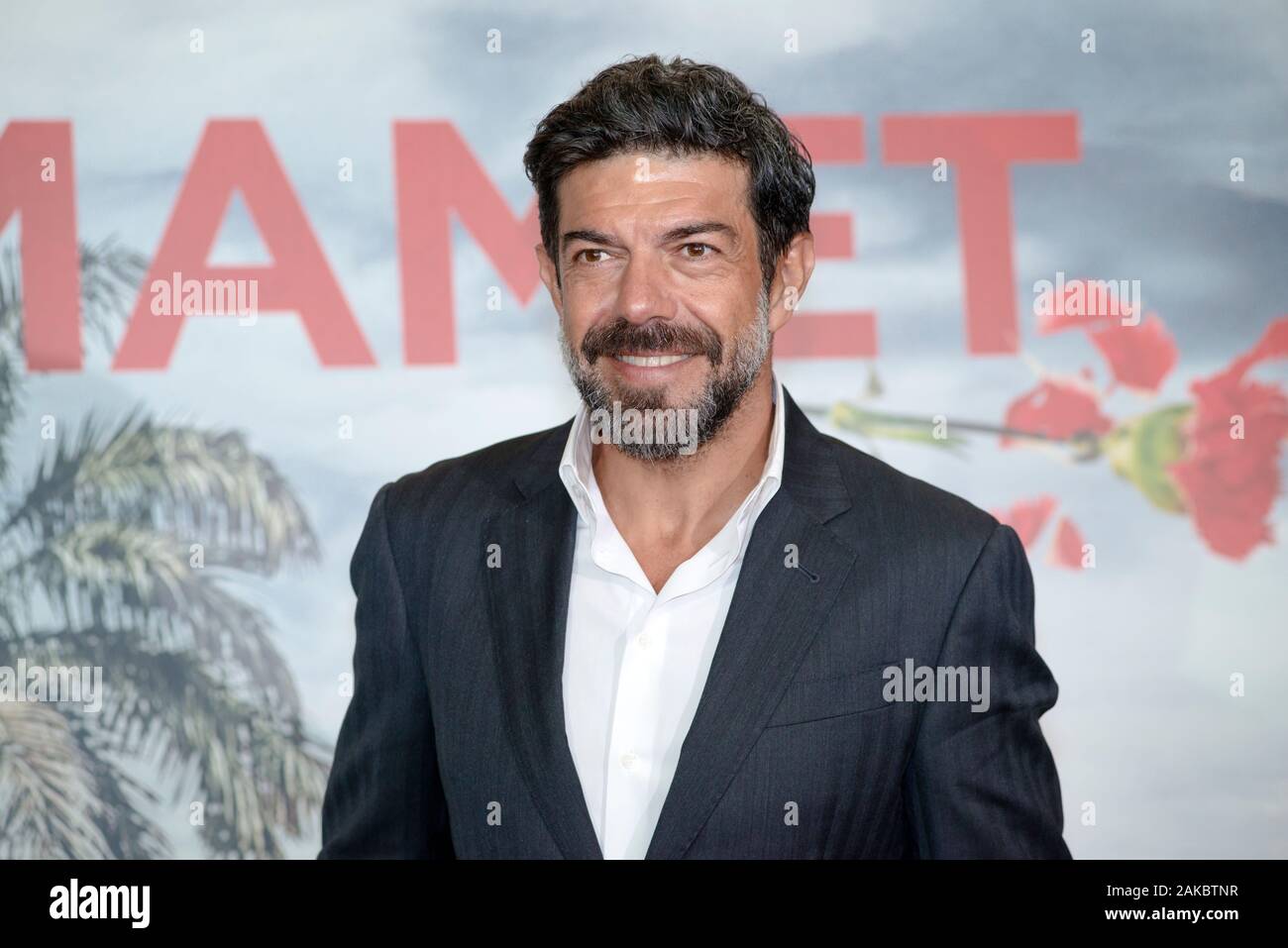 Pierfrancesco Favino frequentando il photocall di Hammamet in Roma Foto Stock