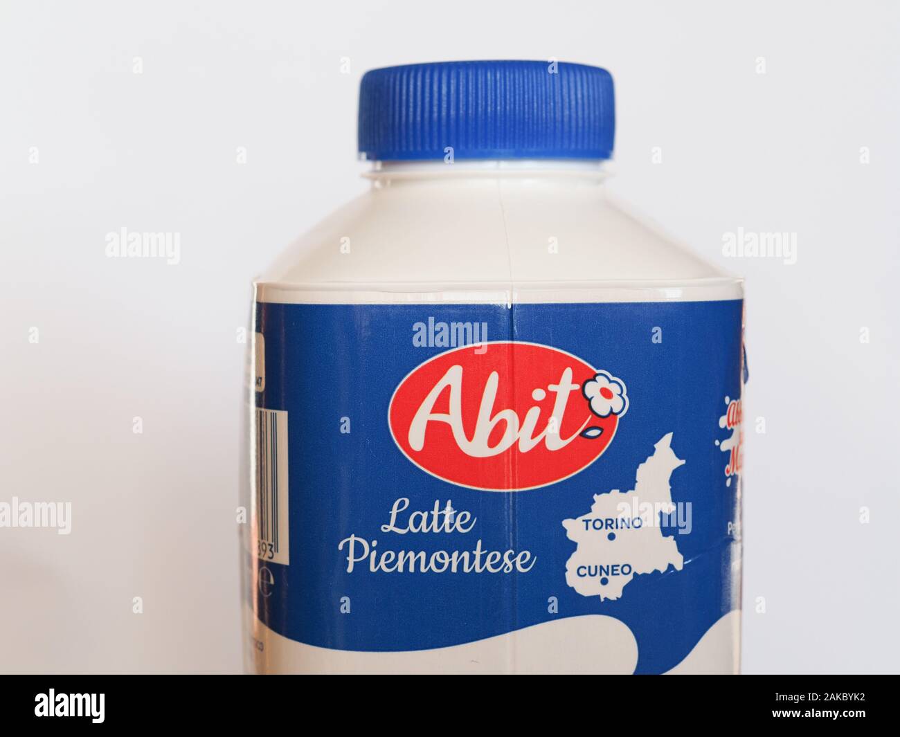Torino, Italia - circa ottobre 2019: Abit latte in bottiglia Foto stock -  Alamy