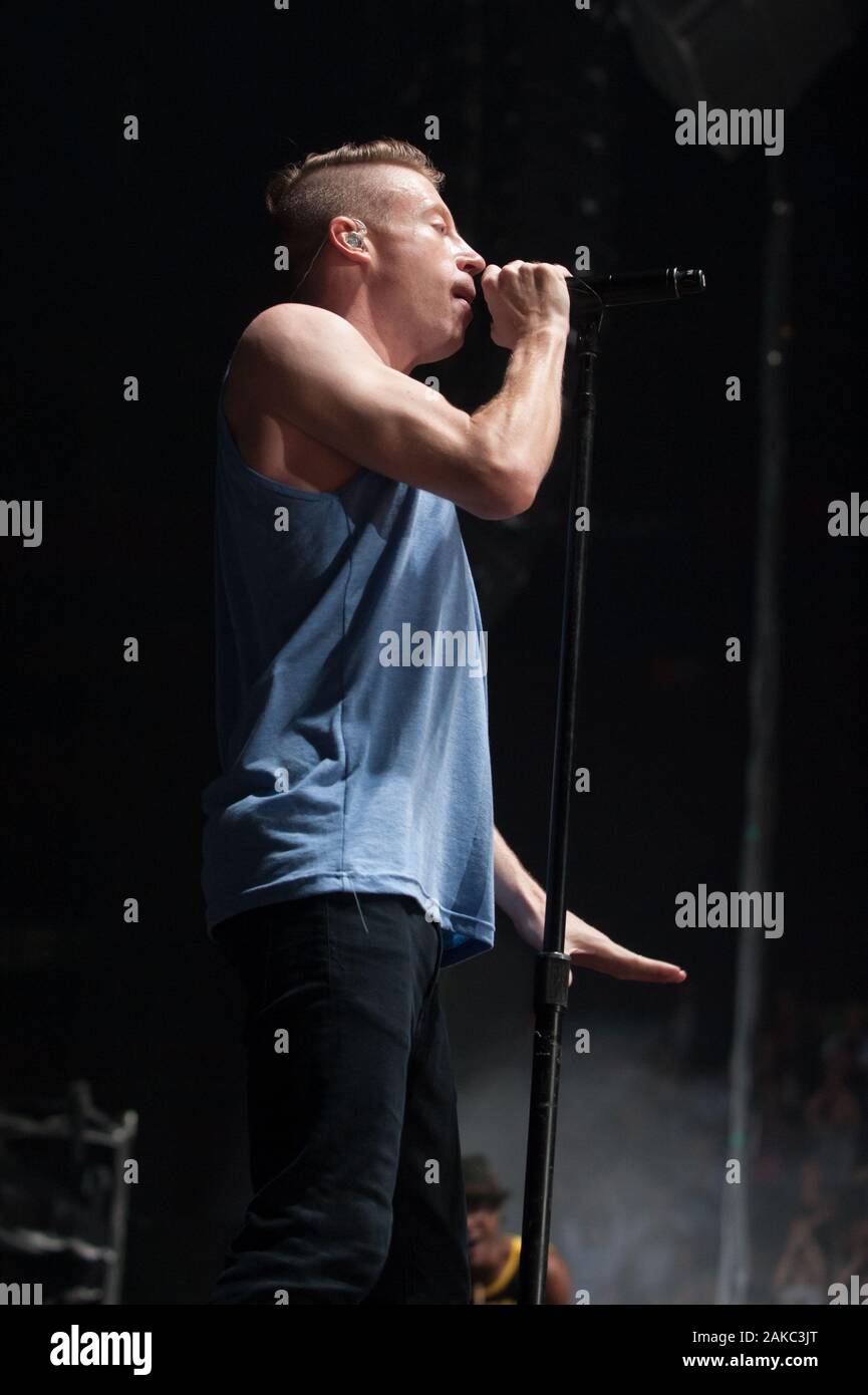Milano Italia 09/10/2013 concerto dal vivo di Macklemore al Forum Assago Foto Stock