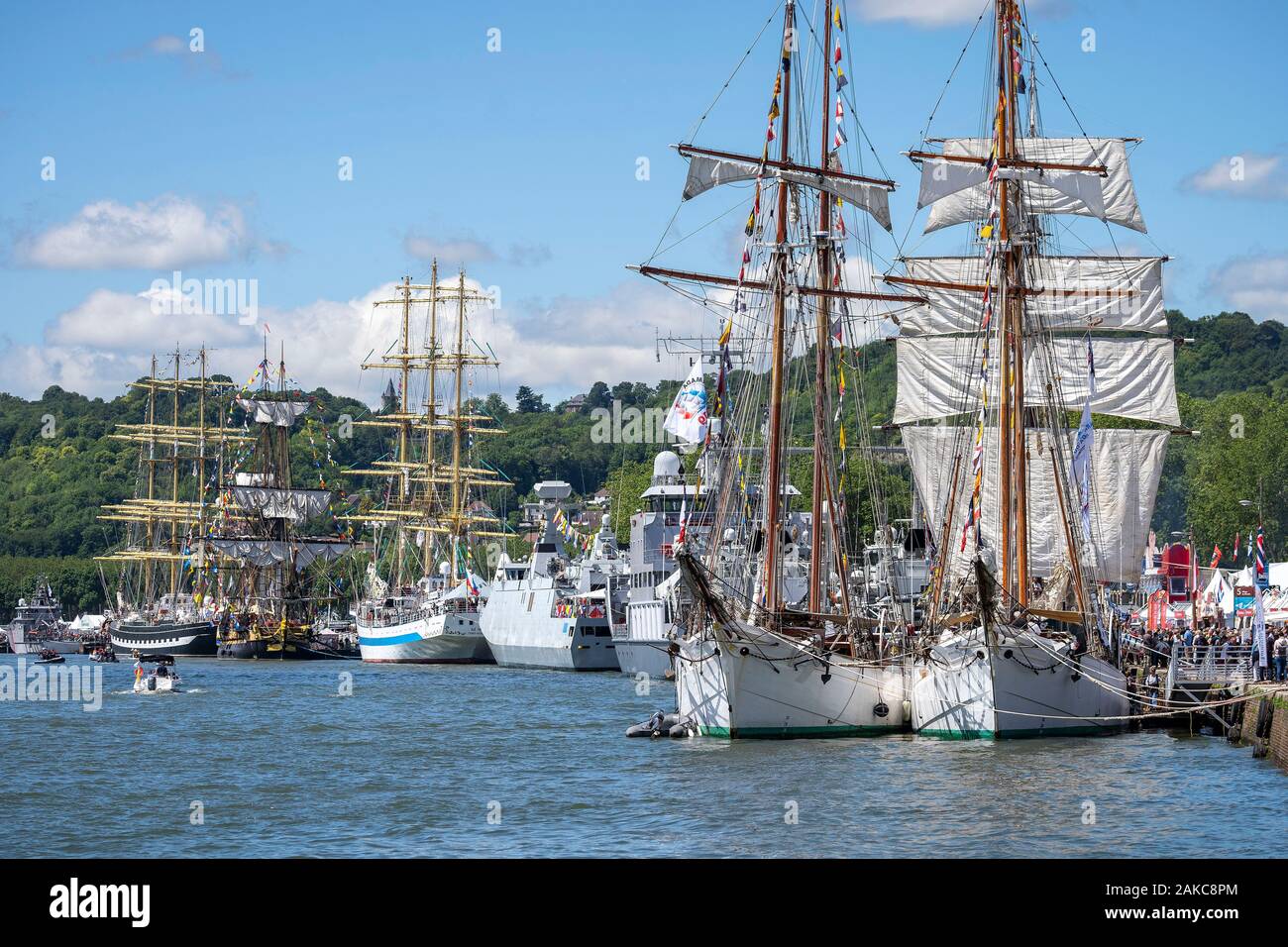 Francia, Seine Maritime, Rouen, Armada di Rouen 2019, Quai Emile Duchemin Foto Stock