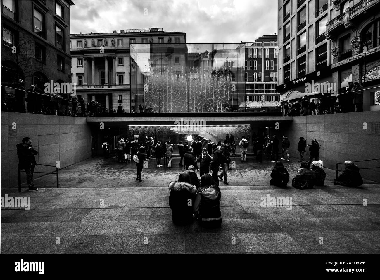 Il nuovo Apple Store in Piazza Libertà, Milano Foto Stock