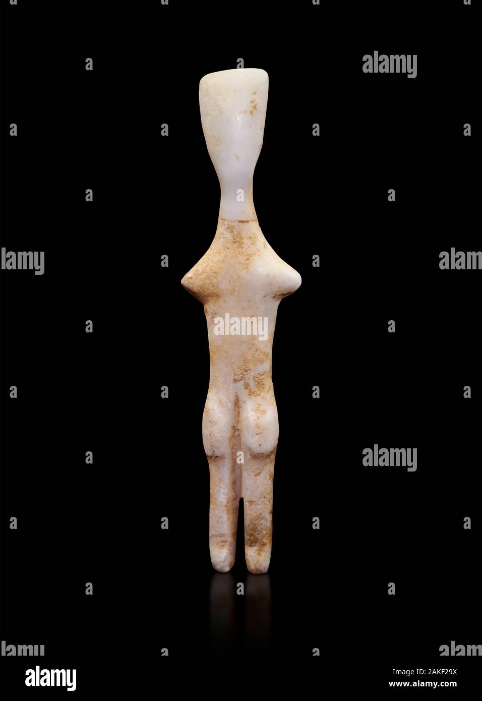 Abstract di figurine delle Cicladi , Louris tipo, da Naxos, 2800-2500 BC, Museo di Arte Cyclade Atene, contro il nero la statuetta non ha alcuna funzione per il viso Foto Stock