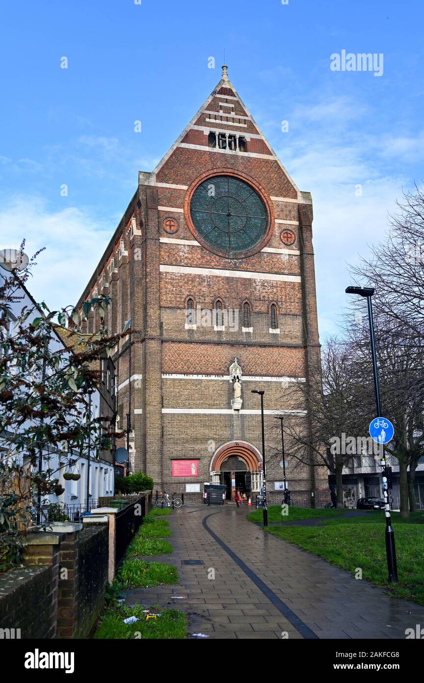 La famosa Chiesa di San Bartolomeo a Brighton, conosciuta come Ark - San Bartolomeo, è una chiesa vittoriana di grado 1 costruita da A.D. Wagner Foto Stock