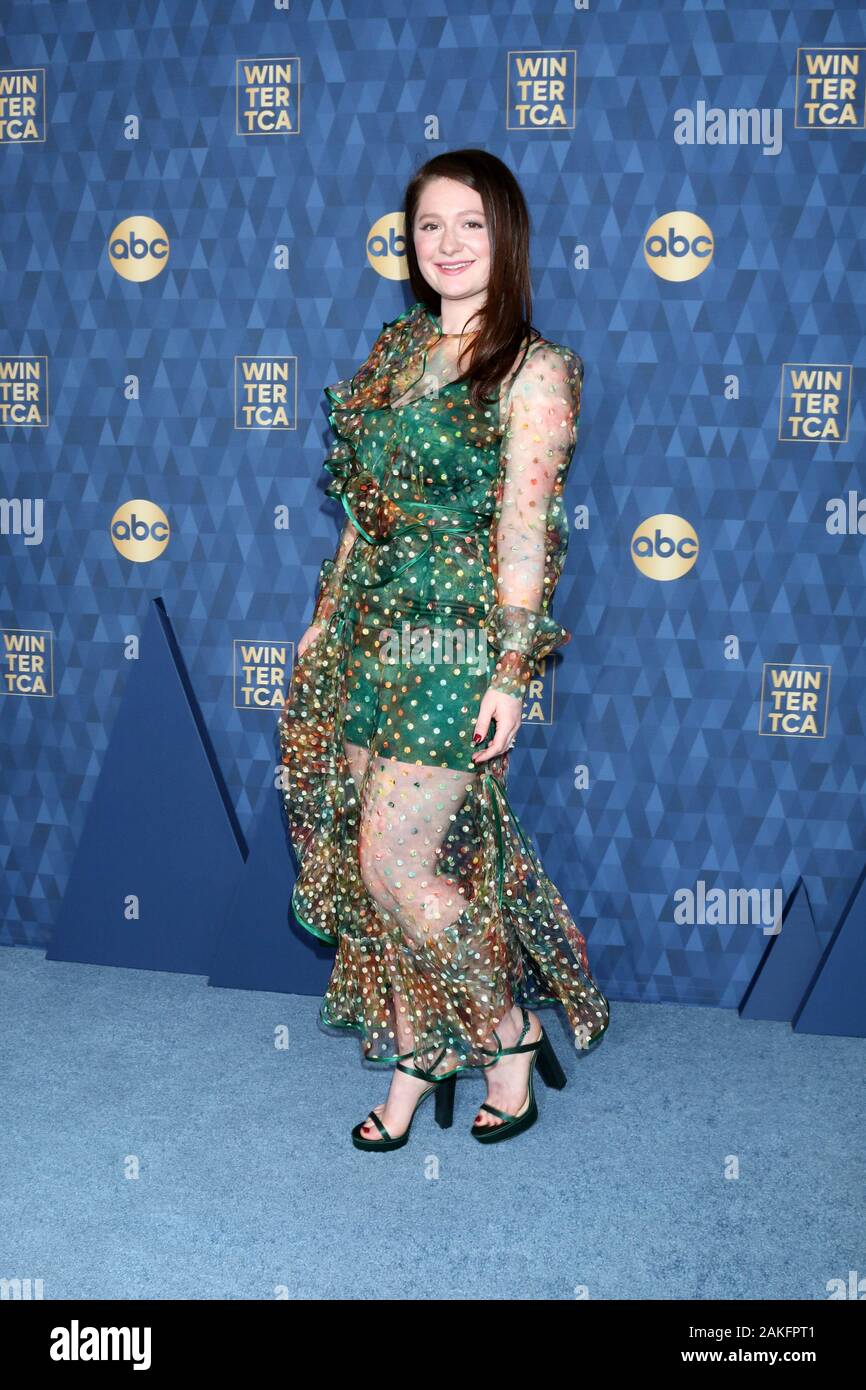 8 gennaio 2020, Pasadena, CA, Stati Uniti d'America: LOS ANGELES - JAN 8: Emma Kenney all'ABC Inverno partito TCA gli arrivi al The Langham Huntington Hotel su Gennaio 8, 2020 a Pasadena, CA (credito Immagine: © Kay Blake/ZUMA filo) Foto Stock