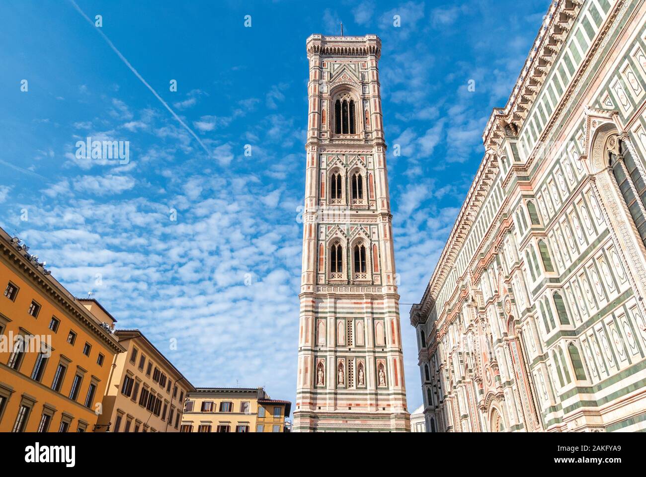 Il Campanile di Giotto e storica città vecchia di Firenze, come visto