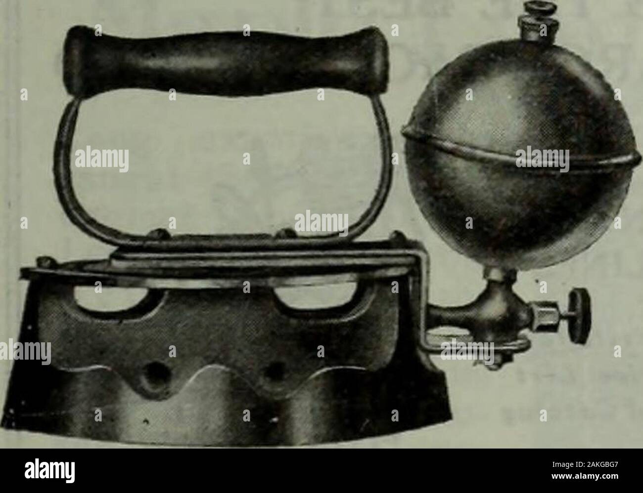 Merchandising Hardware settembre-dicembre 1919 . Impressiona ogni proprietario di stock KANT-suk umano ed efficace dispositivo. La cerniera constructionpermits pascolo-mucca e vitello insieme-ancora preventssucking. Facilmente applicabile. Vende l'anno. Imperial Bit & Snap Company, Racine, Wisconsin AVVISO PER IL COMMERCIO ctd a. Tv/iffcC maggio giugno luglio r* KJmS. O IVlV^O. AUG. SEPT. OCT. È possibile creare rapidamente salesand grandi profitti vendendo il comfort Seasonable di ferro. Consente womento prendono il loro servizio stireria qualsiasi-dove. Due punte, "ELF-riscaldamento, autopulente. Oper-ates facilmente e a basso costo. Savestime, lavoro, denaro. Guaran-t. Ottenere Foto Stock