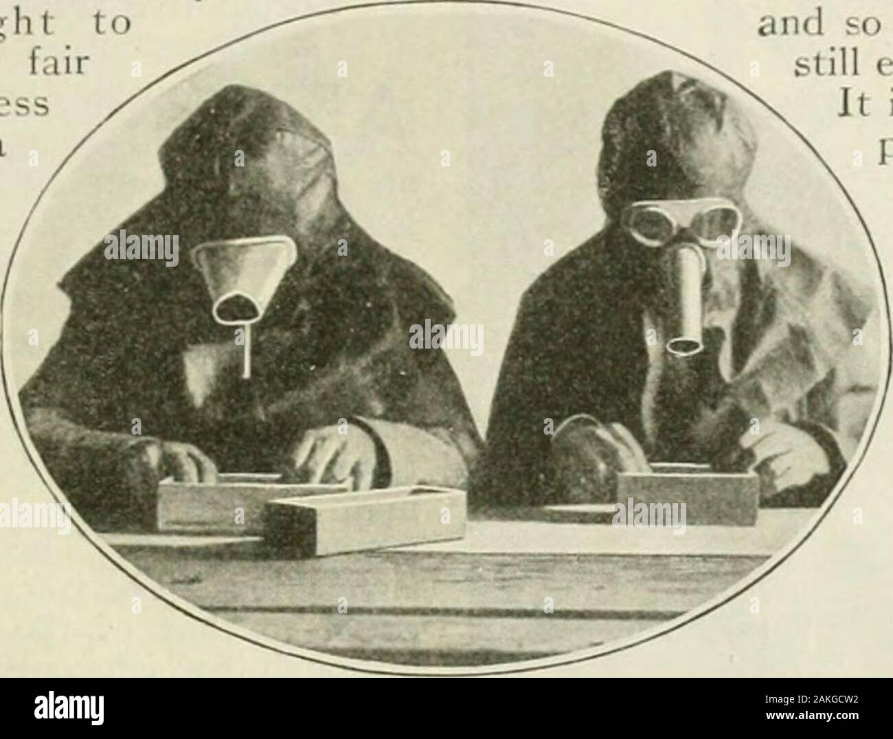 La scienza popolare mensile . ana Popular Science Monthly 369. attacco di differenti specie di parassiti atdilTereut fasi del loro sviluppo, ithas stato necessario al fine di fissare allof questi, per importare l'host insetti in asmany diverse fasi come possibile andpracticable. Le importazioni di grandi soddisfare-pilastri, pronti o quasi pronti a pupate(andare in uno stato di sonno) sono state firstmade nel 1905. Essa è stata demonstratedduring che anno che theycould essere brougAmerica con adegree di succcand che almeno aproportion di theparasites withwhich theywere infestedcould bereared. Uno dei thegreatest diffi-cu Foto Stock