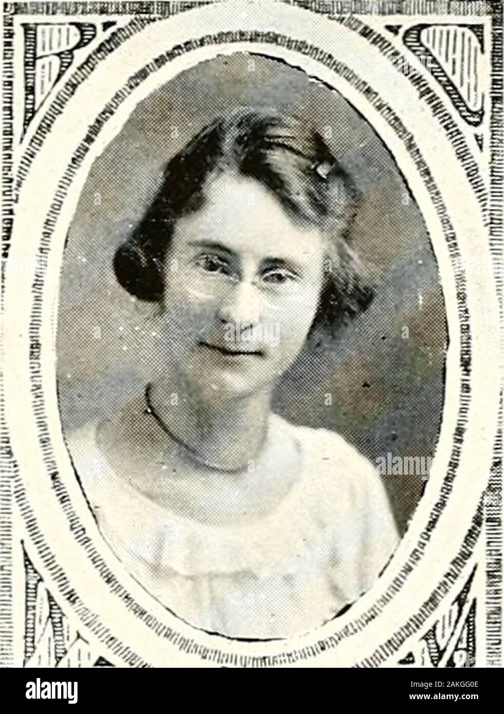 Bethanian, 1919 . LENA BYRNES STAFFORDMechanicsburg, Va. Student Emory e Henry College,sessione estiva; Studente Hairisburg,Ya., stato normale; laureato StateNormal, Est Radford, Virginia, 1916; In structor Graham High School, gra-ham, Va, 1916-1918; Betania, 1918-. Essere;-|lJI!imiBIK*liU! ."DfaailSS&GT;IKJllllMS§ ^iii::il!in:ir;^-,iii^-in.i:!!ii;!iumiii;i!-iii/iii!Ni:iiRfLiaicF!inijnin.aipinfi MINNIE B. KNIPP, A.B.,Baltimore, Md. A.B, Goucher College, 1917; Teach-er di Latino e chimica, GrahamHigh Scuola, Graham, Va.; Betania,1918- Foto Stock