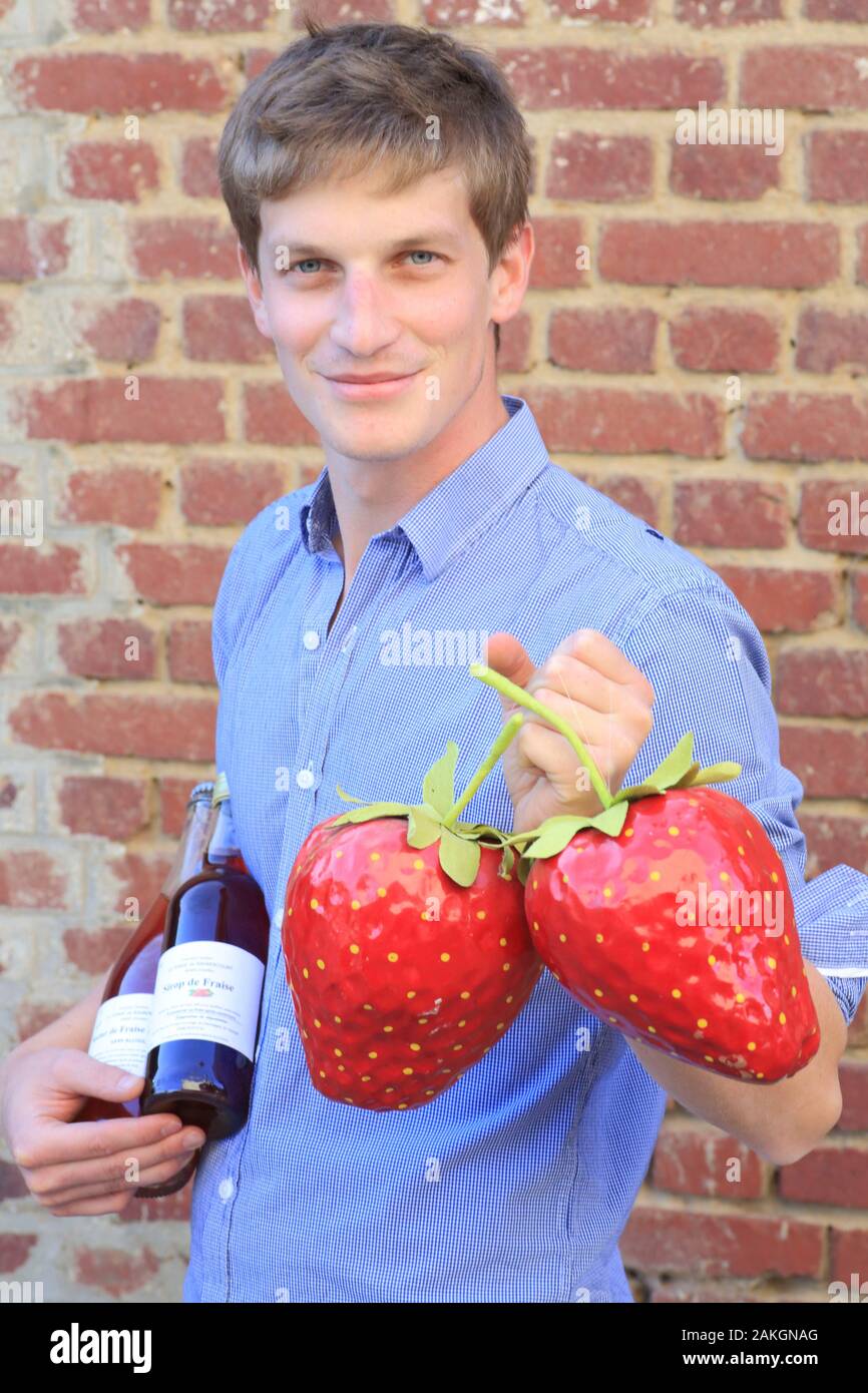 Francia, Oise, Crisolles, Rimbercourt farm, il suo proprietario Paul-Henri Carlu Foto Stock