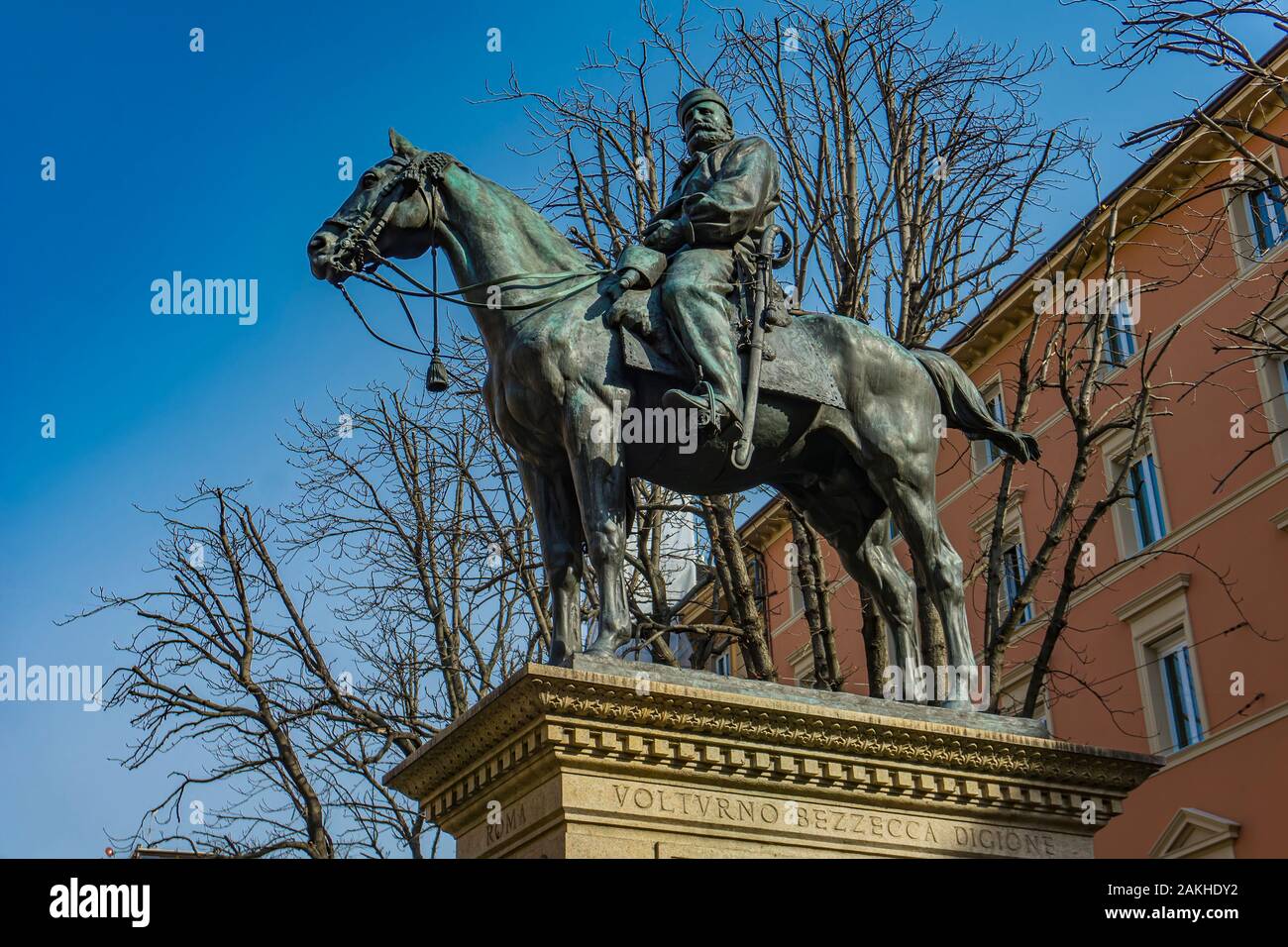 Visualizzare presso il monumento a Giuseppe Garibaldi a Bologna, Italia. Il monumento è stato realizzato da Arnaldo Zocchi a 1900 Foto Stock