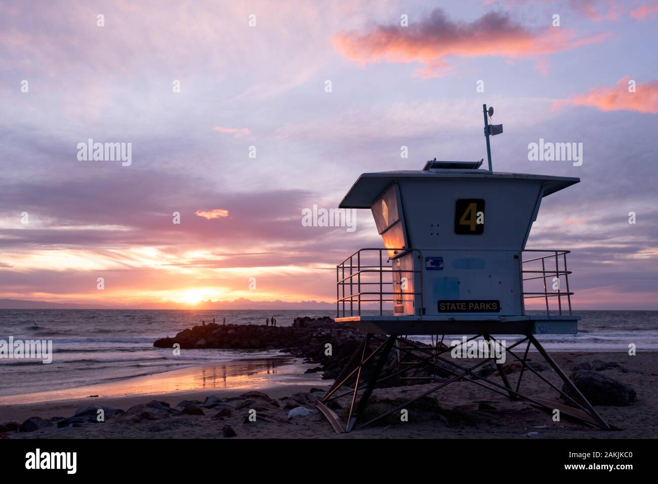 California Beach Lifeguard Tower al tramonto Foto Stock