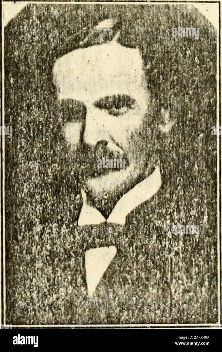 Boyers americana . Principali EDWIN LINCOLN BOYER Capitolo XXXUl. Pagina 389. REV. Il DR. HUGH K. BOYERCliapter X.XXIV. Pagina 395 AMERICAN BOYERS 417 il suo padre, vicino a Greensburg, Pa. Il 12 aprile 1838, ha sposato MaryRumbaug-h, nato nov. 22, 1817. Bambini: William R., Giovanni xbrahani,Benjamin Franklin, Lydia, Alary. Nel 1851 Giovanni Houck Byers marriedCharlotte Miller. Morì il 6 giugno 1868. I figli di questa unionwere Charlotte e Marion Miller. Nel 1872 Giovanni Houck Byers marriedEmma Lynn. Morì a Febbraio 17, 1894. Egli ha lasciato una grande tenuta valuedat $150.000, quasi interamente a suo figlio, Mariana Miller Byers; C Foto Stock