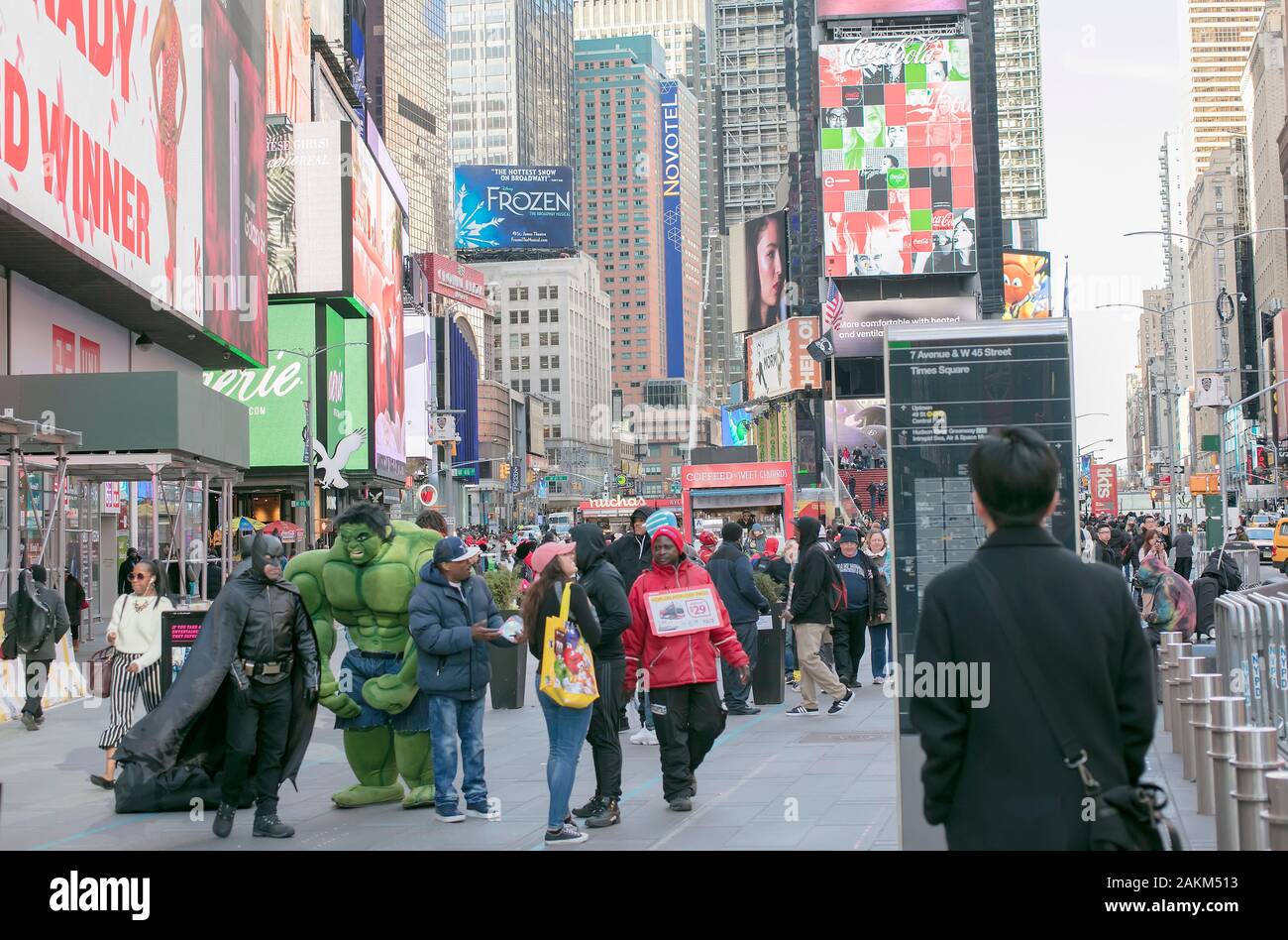 Scena di strada Times Square, Manhattan NYC. Stati Uniti d'America Foto Stock
