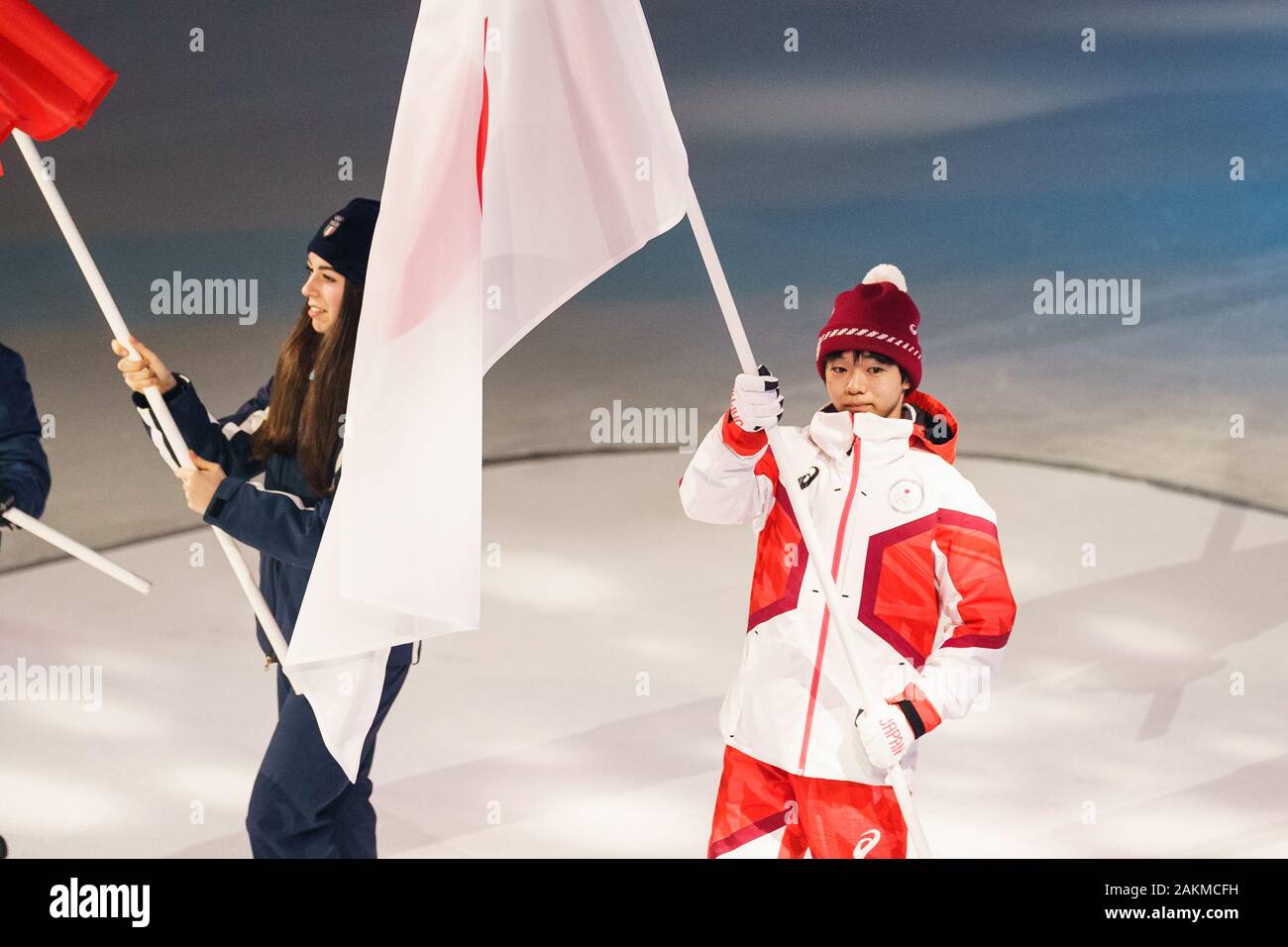 Losanna, Schweiz. 9 Gen, 2020. Yuma Kagiyama (Giappone/Pattinaggio di Figura) durante la cerimonia di apertura ai giovani dei Giochi Olimpici Invernali 2020 che ha avuto luogo a Vaudoise Arena a Losanna, in Svizzera il 9 gennaio 2020. Credito: SPP Sport Stampa foto. /Alamy Live News Foto Stock