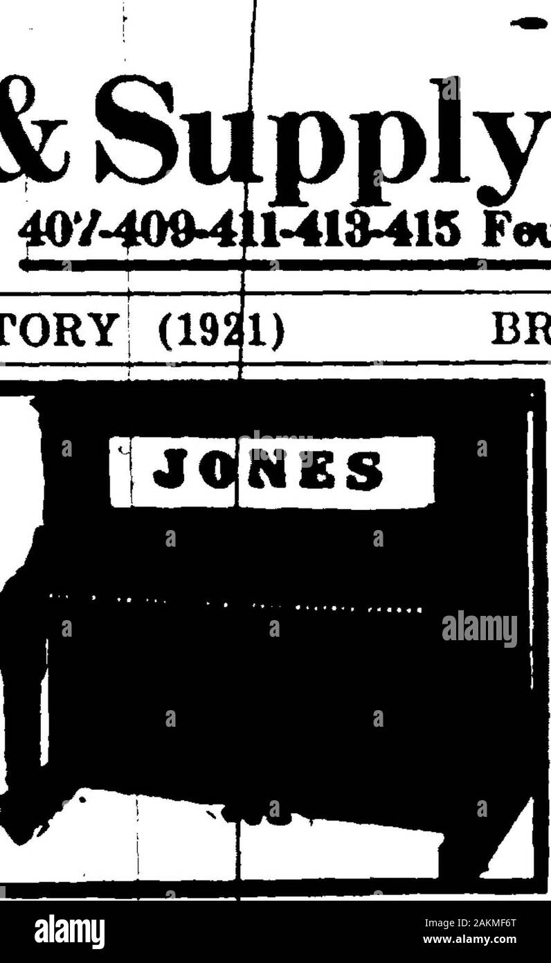 1921 Des Moines e Polk County, Iowa, Città Directory . e; xii | Brown Wm T ticJtet elk consolidato Ufficio Tickei bd^ 1041 Sesto avBrown Wm W blksmith la molla automatico Co res 724 7thBrown W H cook rms 762 ithBrown 3^oun un cashr Fulton Marknt (Jo bdK 1419 o 9thBrown Zedda L DK C SLM N^n rniH 505 o 6 J Zetella marrone (C) rms (27 MapleBrown Zilpha C onorevole mngr Iowa Press clipping Bureau res 12 ingarsoll Broy/n Zora M cameriera ha 1557 e WalnutBrownbrjdge Albt B slsmn Chase & West res ns McKinley av 1 W a 30 w xxi io ho Browhbridge Geo K cook Hotel Ft Des Moines res 701 piacevole qr VJiew apts Brownbr Foto Stock