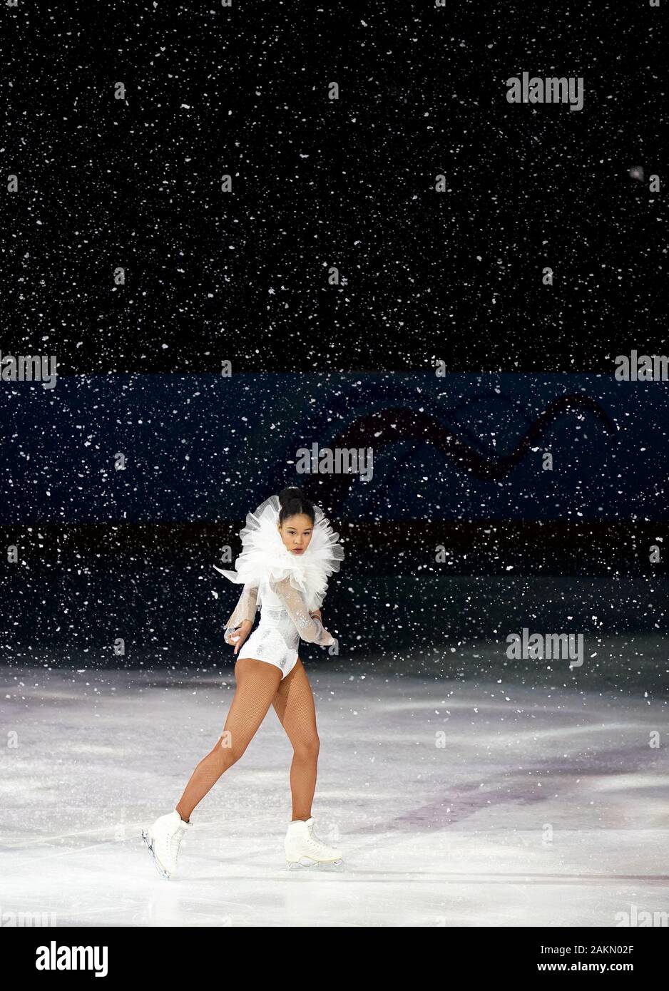 Losanna. Il 9 gennaio, 2020. Un artista esegue durante la cerimonia di apertura del 3° Inverno Olimpiadi della Gioventù tenutasi a Vaudoise Arena a Losanna, in Svizzera il 9 gennaio, 2020. Credito: Zhang Chenlin/Xinhua/Alamy Live News Foto Stock