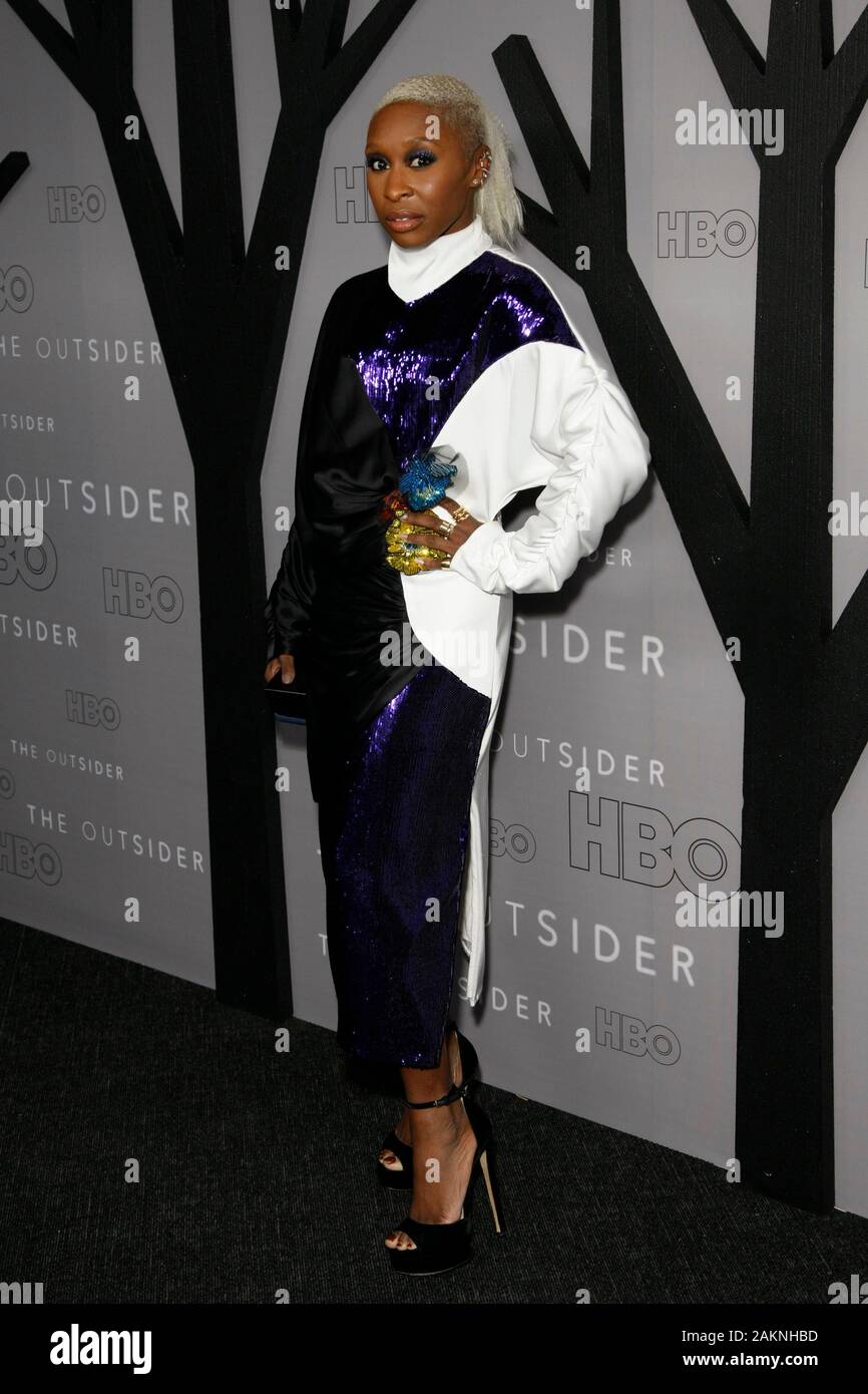 LOS ANGELES, CA - gennaio 09: Cynthia Erivo assiste HBO's premiere di " outsider " al Directors Guild of America su Gennaio 9, 2020 a Los Angeles, California. Foto: CraSH/imageSPACE/MediaPunch Foto Stock