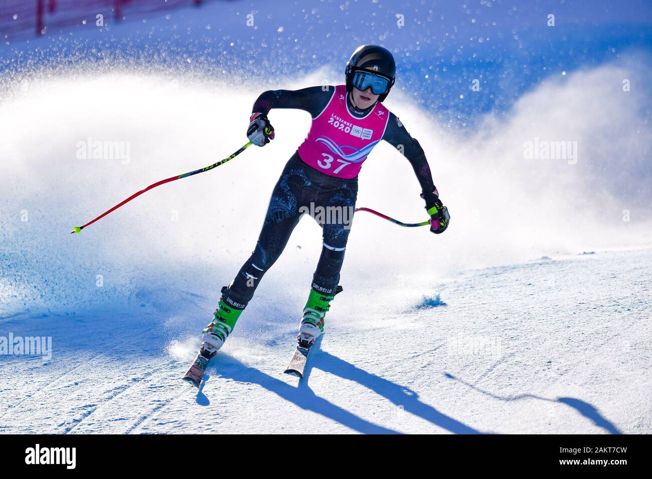 Losanna, Svizzera. 10th, 2020 gen. GRBOVIC Zoja (SRB) compete in sci alpino: Donna Super-G durante il Lausanne 2020 Olimpiadi della Gioventù a Vaudoise Arena il Venerdì, 10 gennaio 2020. Losanna, Svizzera. Credito: Taka G Wu/Alamy Live News Foto Stock