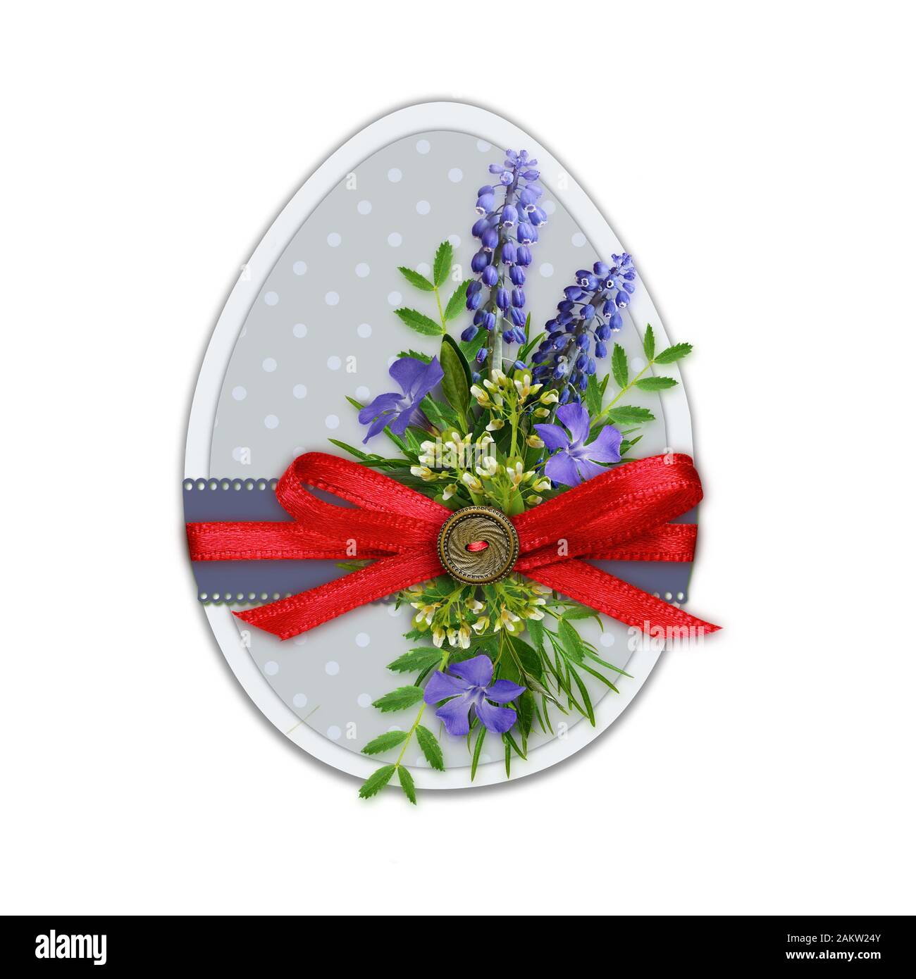 Uovo di Pasqua con fiori su sfondo bianco Foto Stock