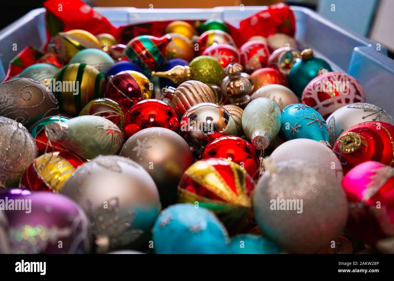 Montréal, Québec, Canada,gennaio 4,2020.Memorizzazione di decorazioni di Natale nelle caselle. Montréal, Québec, Canada.Credit:Mario Beauregard/Alamy News Foto Stock