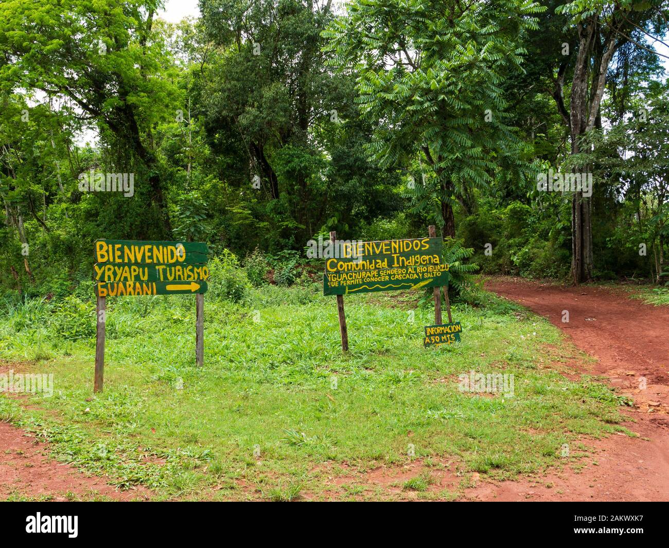 Guarani village, Puerto Iguazu, Misiones, Argentina. Foto Stock