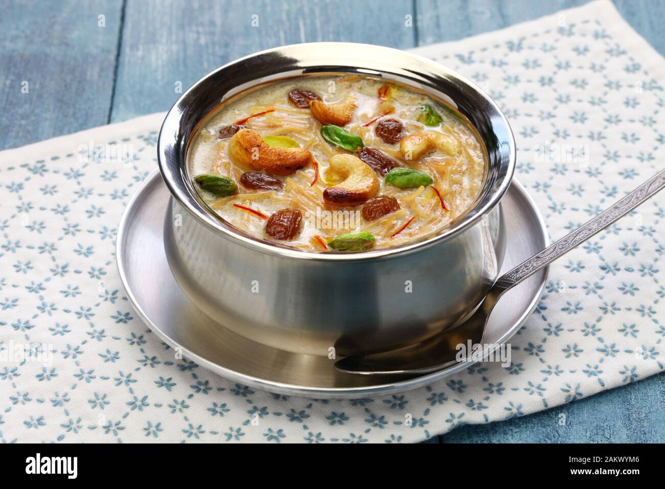 Semiya payasam, vermicelli kheer con latte di cocco, dessert indiani Foto Stock