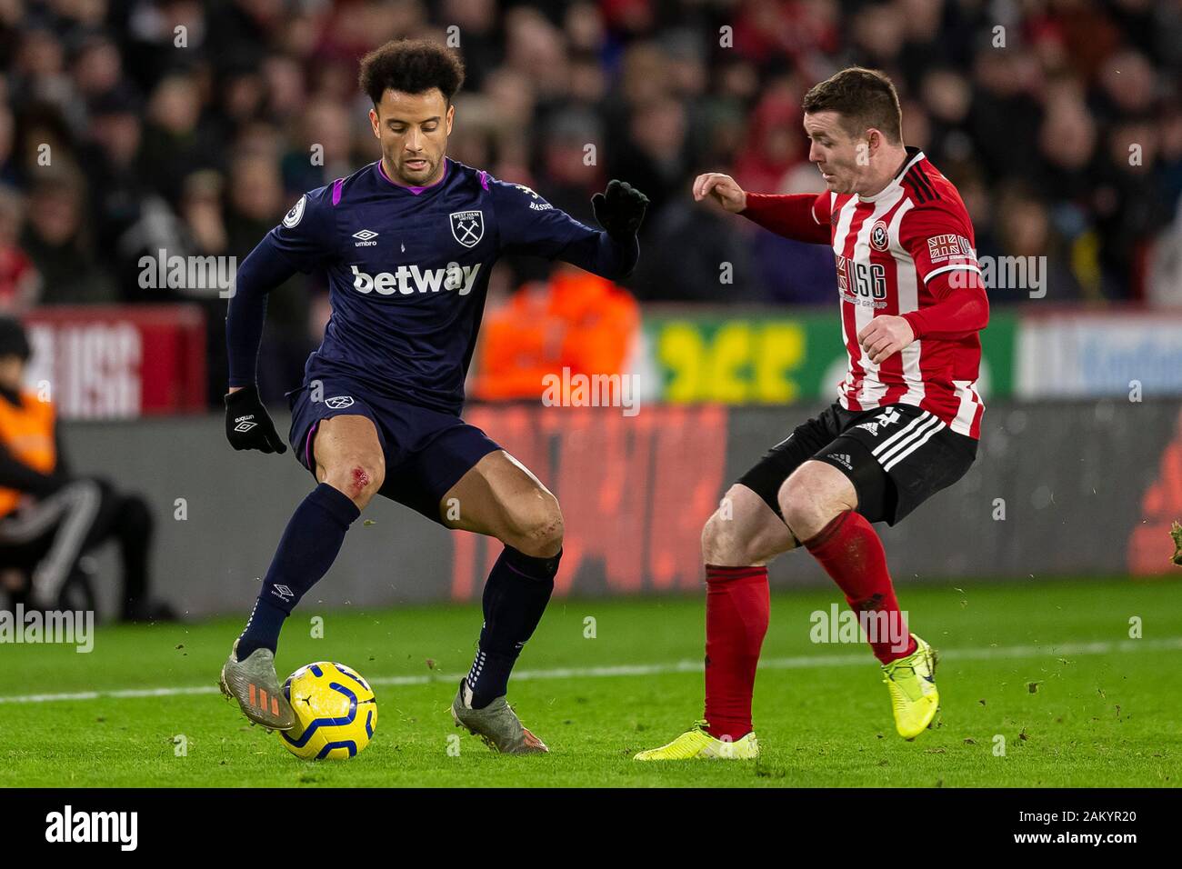 Sheffield, Regno Unito. Decimo gen, 2020. Felipe Anderson del West Ham United e John Fleck di Sheffield Regno durante il match di Premier League tra Sheffield United e il West Ham United at Bramall Lane per il 10 gennaio 2020 a Sheffield, in Inghilterra. (Foto di Daniel Chesterton/phcimages.com) Credit: Immagini di PHC/Alamy Live News Foto Stock