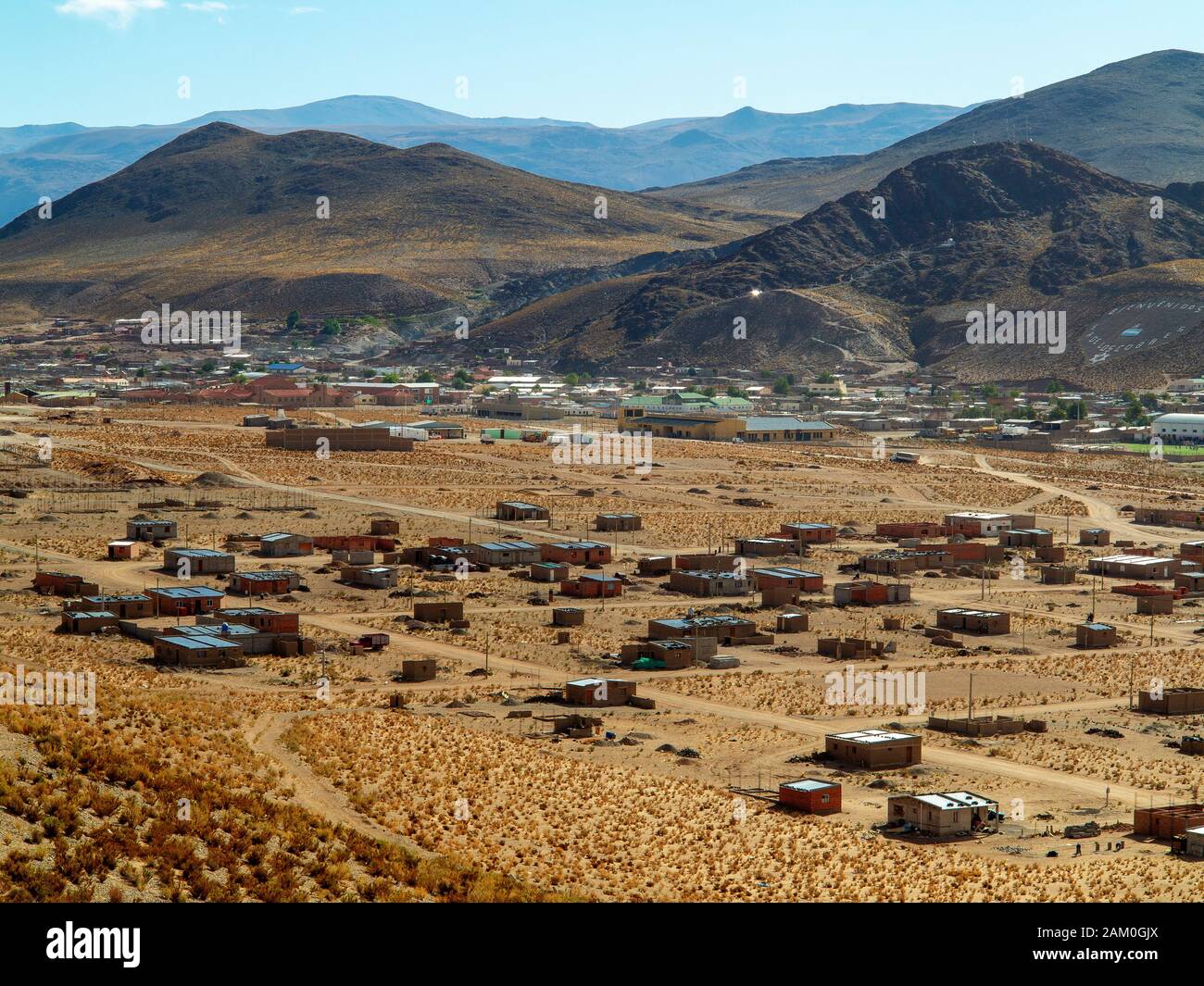La cittadina di San Antonio de Los Cobres sul modo di Paso Sico sul confine del Cile, Argentina Foto Stock