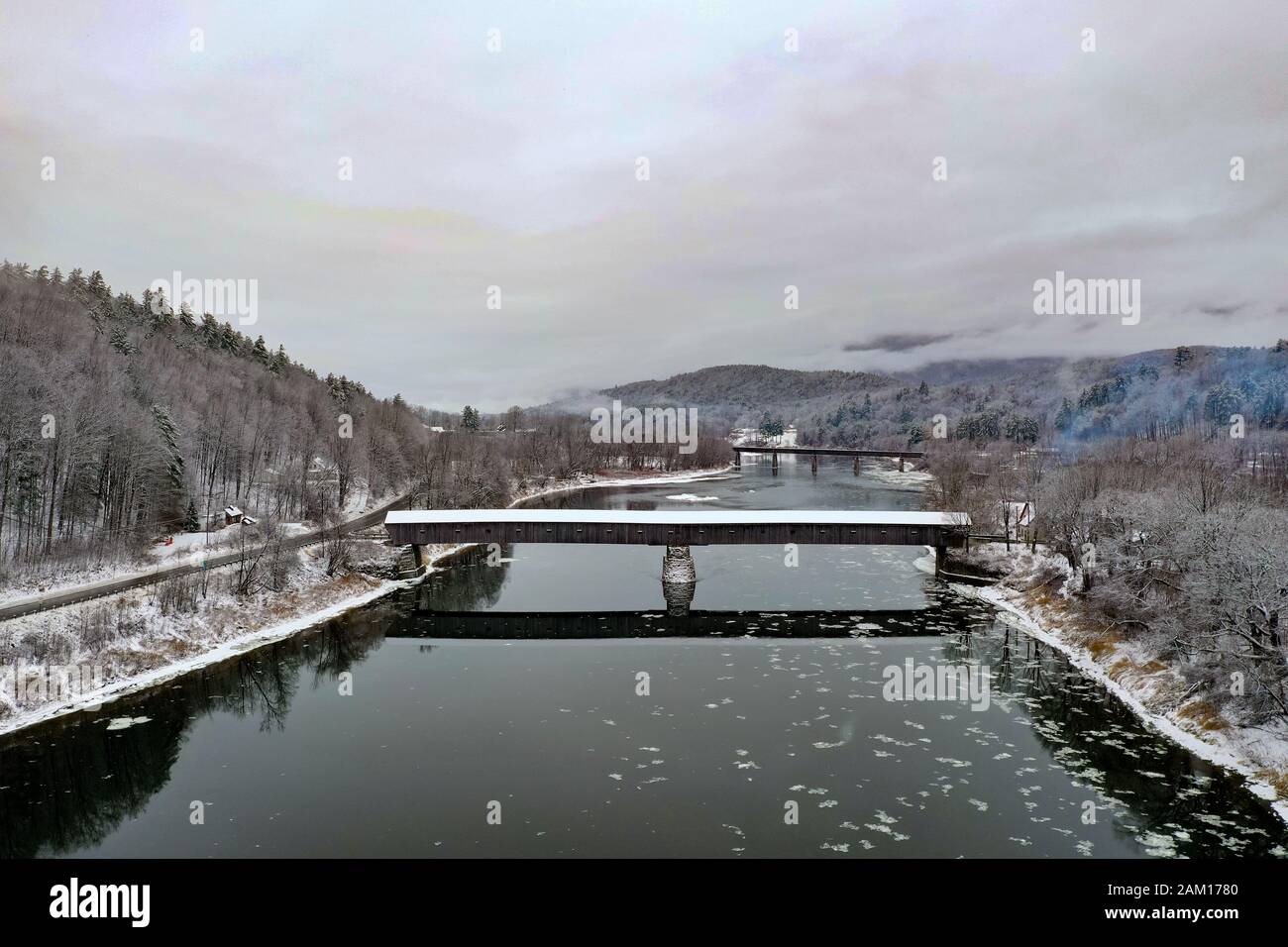 Il Ponte Coperto Cornish-Windsor. Collega il Vermont e il New Hampshire ai loro confini. E' il ponte coperto più lungo del mondo a 460 piedi. IT w Foto Stock