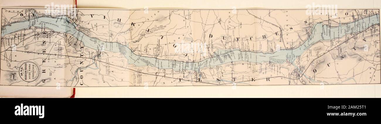 L'Hudson . .J. L'Hudson. 171 Hyde Park, (80 miglia da New York) sulla riva est,denominato alcuni dicono, in onore della signora Ann Hyde ; secondo toothers, dopo Sir Edward Hyde, uno dei primi British gover-nors della colonia. Il villaggio sorge su un promontorio a un miglio da theriver. Il primo posto al di sopra di Hyde Park, greco instyle, è la residenza di Walter Langdon ; al di sopra di questo una villa dell'ordine italiane, noto come Drayton Hall. Quindi Gros Bois,ora di proprietà di Robert T. Signore, ex Placentia, del homeof James K. Paulding. Che cosa un commento su testi letterari fameand ambizione! Anche il nome del suo ho Foto Stock