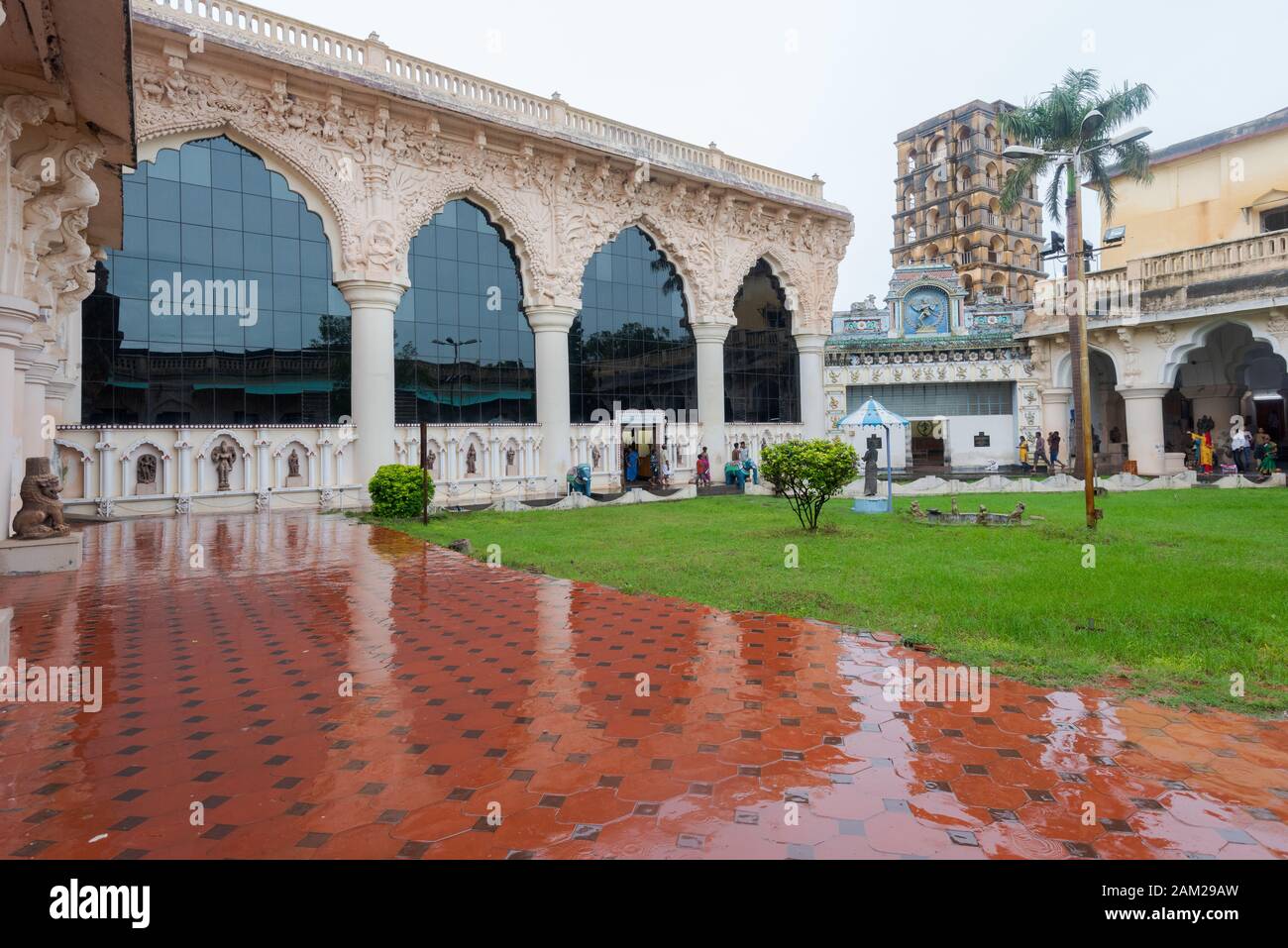 Palazzo di Thanjavur Maratha a Tanjore, Tamil Nadu, India del Sud, durante il giorno delle piogge Foto Stock