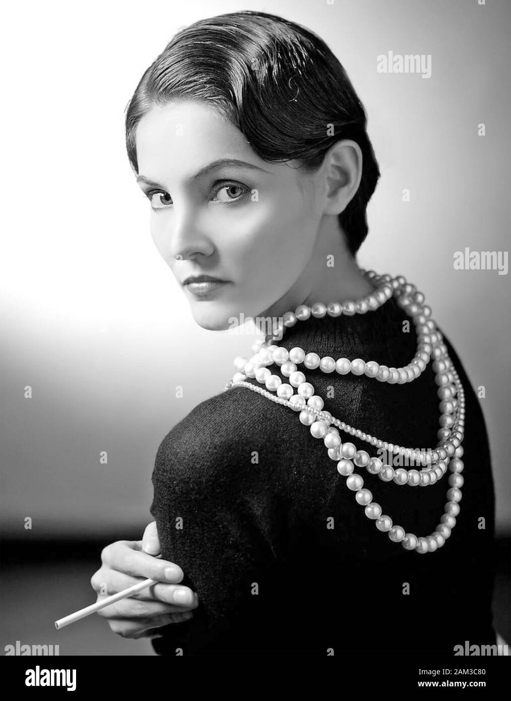 COCO CHANEL (1883-1971) francese stilista di moda Foto Stock