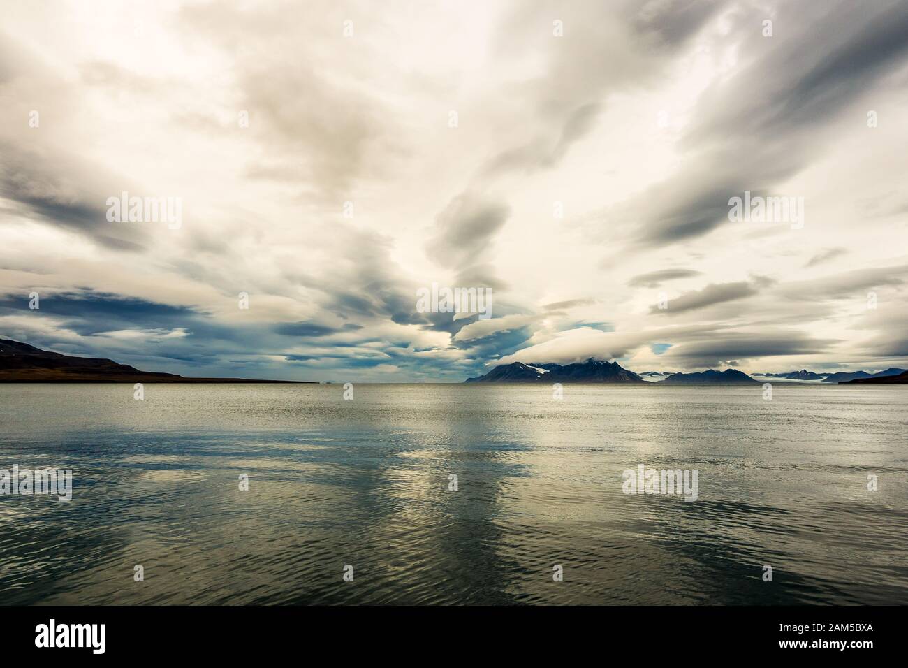 paesaggio panoramico su oceano artico Foto Stock