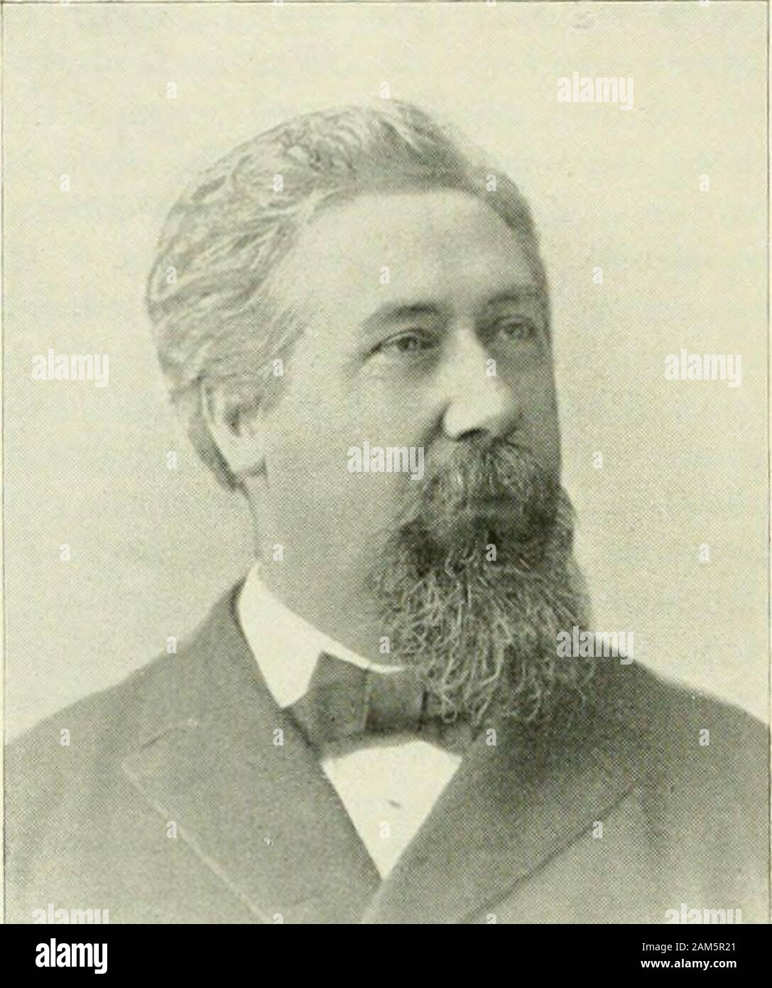 Boston di al-giorno; uno sguardo alla sua storia e characteristicsWith biografie e ritratti di molti dei suoi professionisti e uomini d' affari . ding al business ofJ. W. Morrison, che era stato stabilito per sometwenty-cinque anni come un capomaestro. La ditta doa business pesante in legno di ogni descrizione,facendo una specialità della finitura interna build-rali e uffici e la migliore classe di città resi-dences, in legni duri. Essi contratti per theentire interno in legno del nord ])ortionof la nuova Casa Corte, ihe Niles Edificio, dsupporto grande numero di case nella parte posteriore Foto Stock