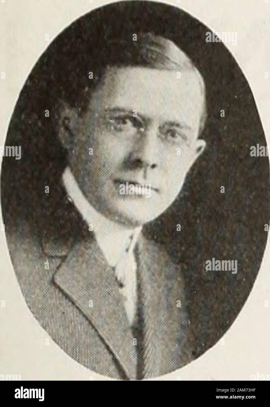 Meccanica Contracting & Plumbing gennaio-dicembre 1912 . ou pensare. Unisciti alla nostra organizzazione ora. Non mettere fuori la scrittura per informazioni complete al MACLEAN Publishing Company, Limited 143-149 UNIVERSITY AVENUE : : TORONTO, ont. 4 IDRAULICO E ST EAM FIT T E R un commesso viaggiatore ha scritto la sua casa la seguente scusa : 1 non volevo fare molto di business la scorsa settimana perché il weatherwas qualcosa di orribile. Ha piovuto mentre ero a Detroit ein Buffalo il vento era quasi il ciclone. A Clevelandwe aveva un cloudburst e a Cincinnati 1 aveva il grip. Il boss ha risposto : otteniamo le nostre previsioni meteorologiche fromWashington. Wh Foto Stock