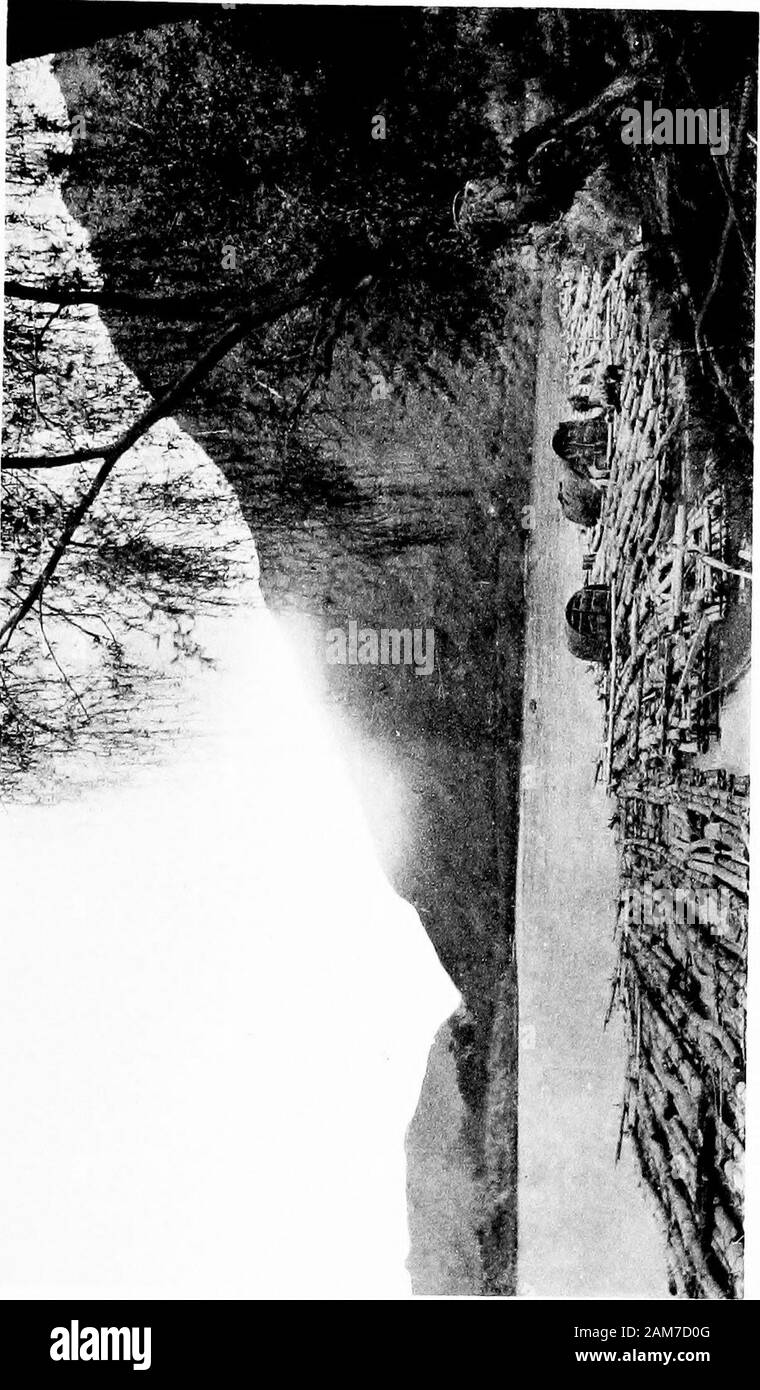 Nathan siti; un epico dell Oriente . withhis moglie. XXIX battaglia cicatrici una volta, come la barca si precipitò dal lastrapid verso la piscina liscia sopra WatermoTith, nella gloria del anothervictory sopra le onde e le rocce, la rivista ha cantato: bella, la formazione di schiuma, con punto di ebollizione, placidi,Fiume turbolento min!sempre in mutamento, sempre lo stesso.mai, mai dimorante,- e quindi avrebbe scritto delle persone troppo. Strano è stato che dopo journeyingsoft, nel quale egli era stato ricevuto con lavishcourtesy da funzionari di tutti i ranghi e con brotherlyregard da persone di ogni classe, egli dovrebbe essere theone di tutti i missiona Foto Stock