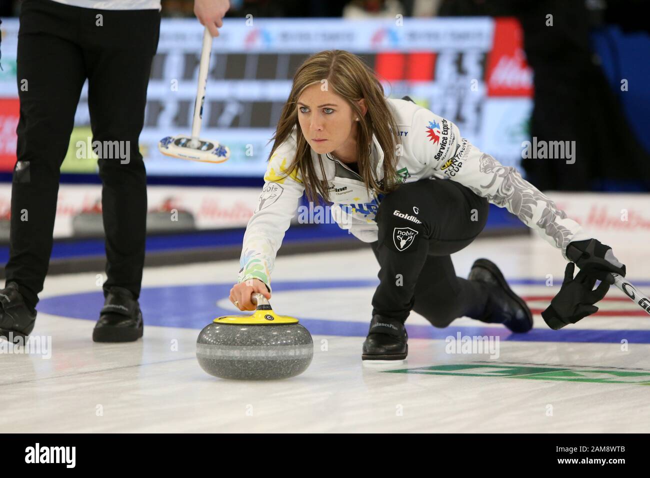 10th di gennaio 2020, Londra Ontario Canada e il complesso sportivo della fiera occidentale. Dopo 3 giorni e 9 Gare di curling, Team Europe conduce 20.5 - 6.5 sul Team Canada nella Coppa continentale 2020. Team Europe Eve Muirhead dalla Scozia che gioca per la squadra Muirhead Luke Durda/Alamy Live News. Foto Stock