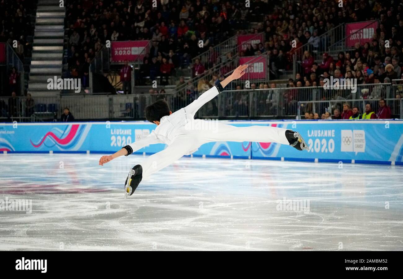 Cha Younghyun dalla Corea - concorrente di pattinaggio libero ai Giochi Olimpici Giovanile di Losanna 2020 in Svizzera il 12th gennaio 2020 nella zona di pattinaggio di Losanna. Credit: Alfredss/Alamy Live News Foto Stock