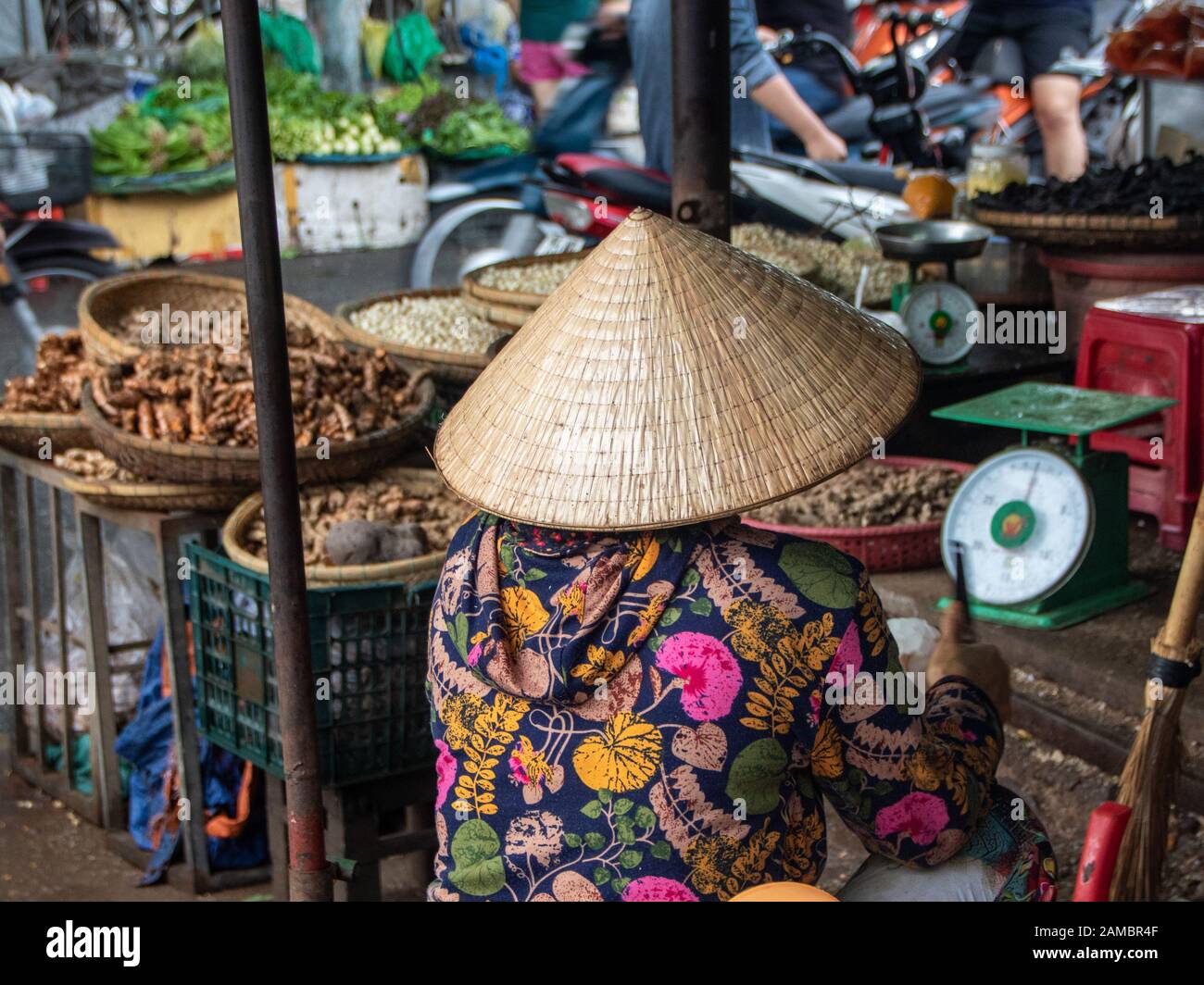A Hue - Vietnam - L'agosto 2019 - mercato di Dong Ba, il mercato più antico della città di Hue Foto Stock